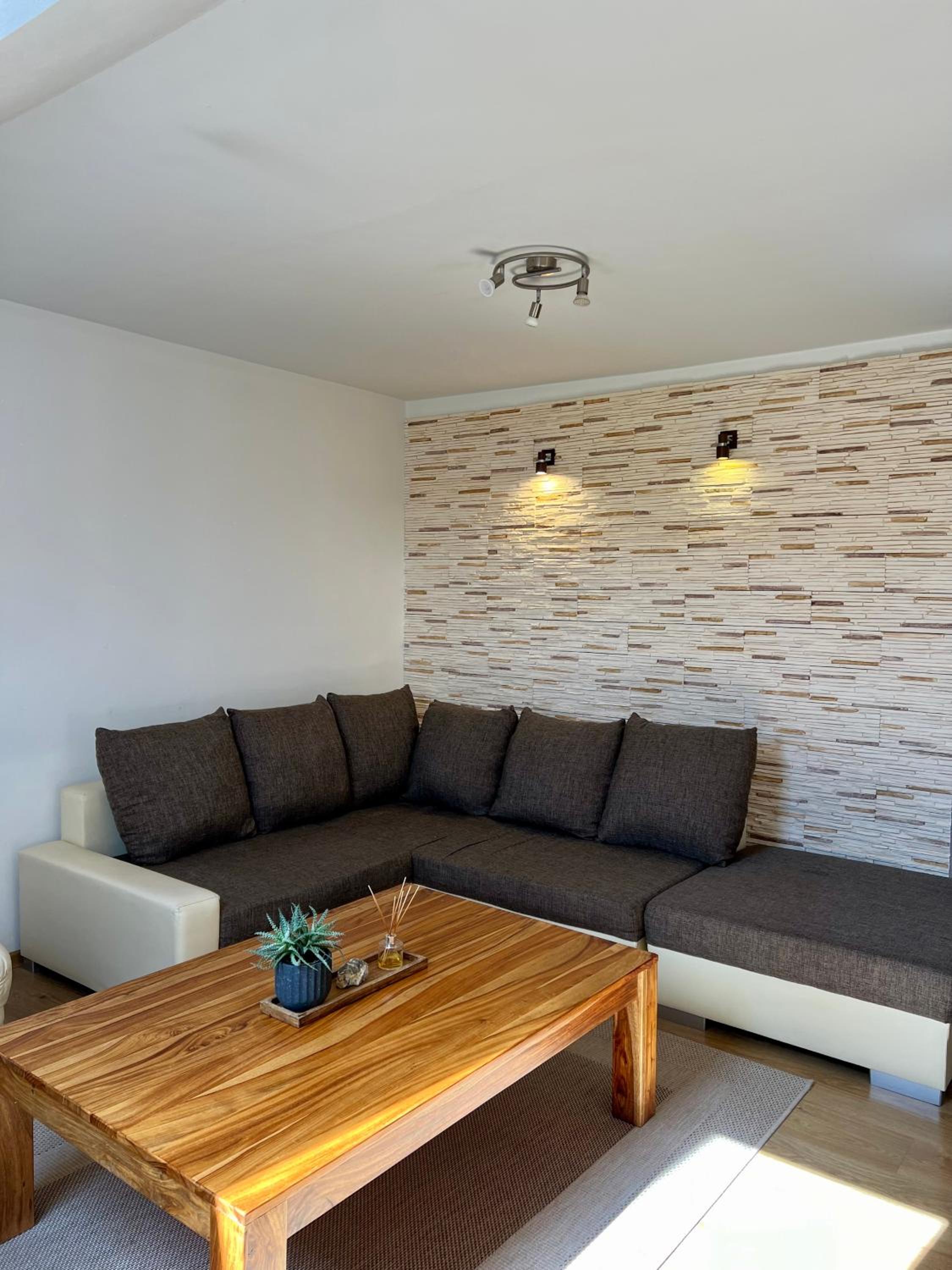 Apartment photo 1