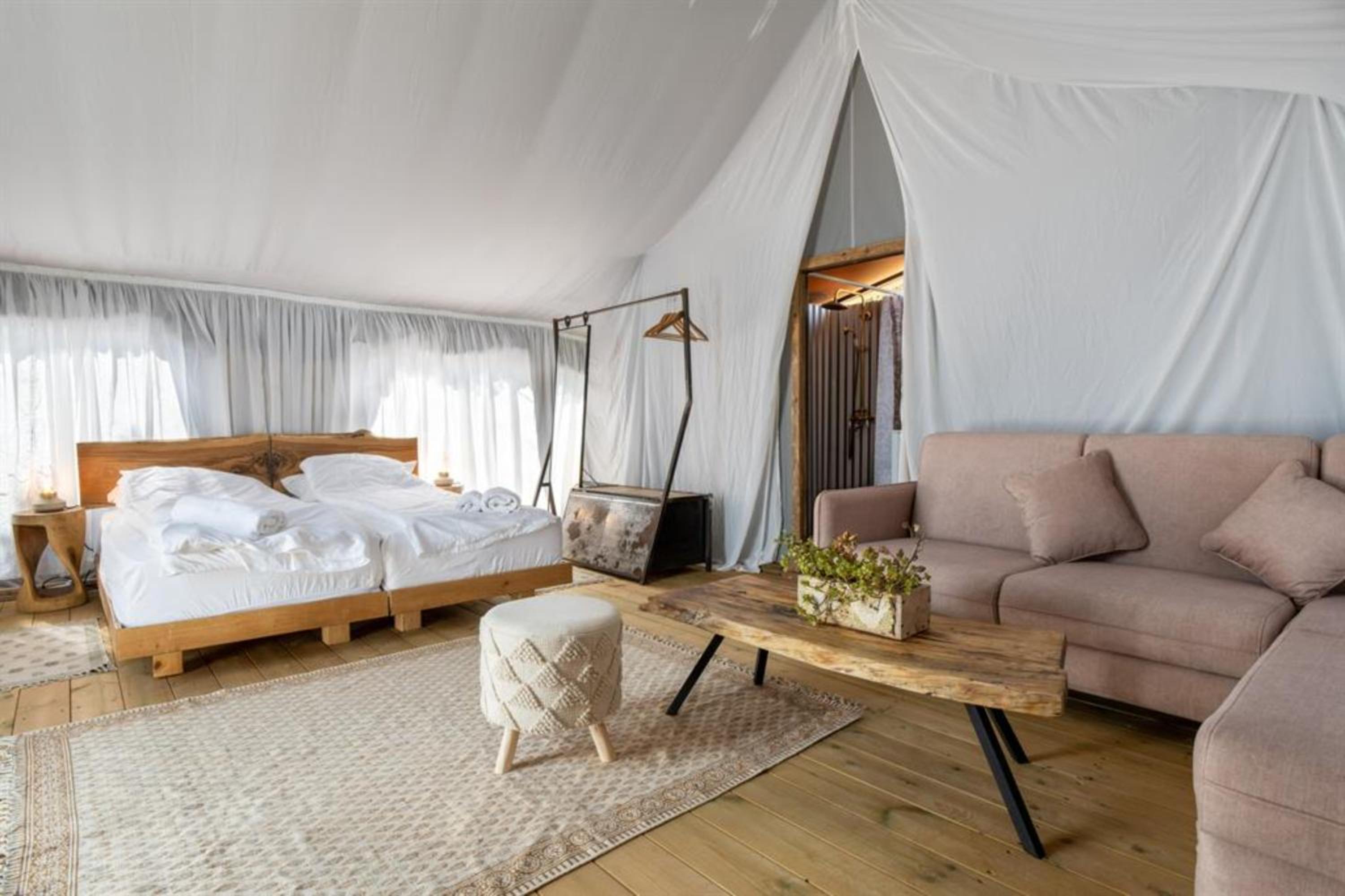 Glamping Suite   photo 1