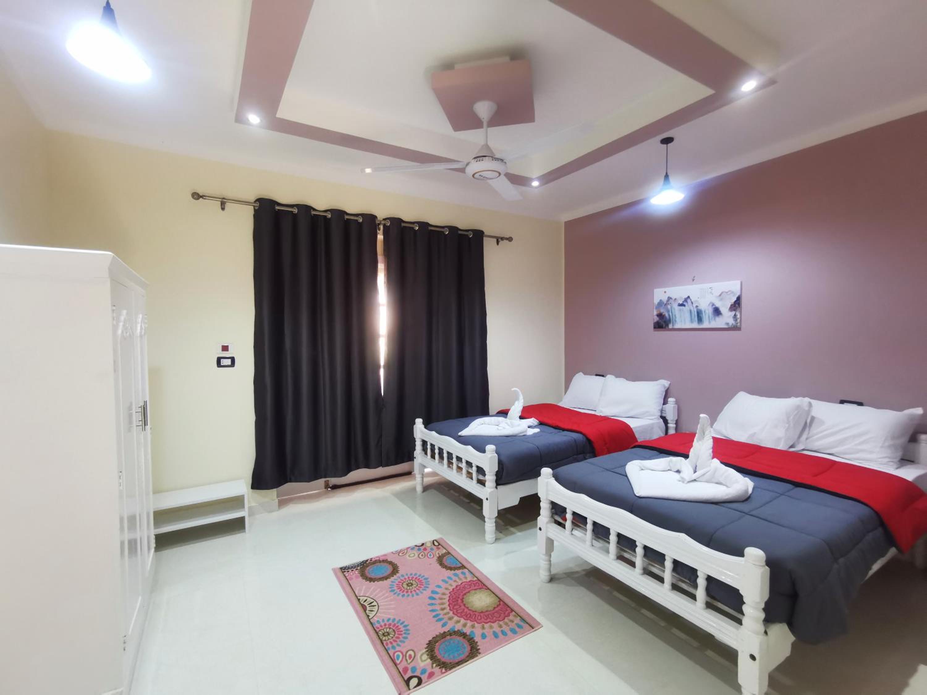 Twin Room with Bathroom photo 1