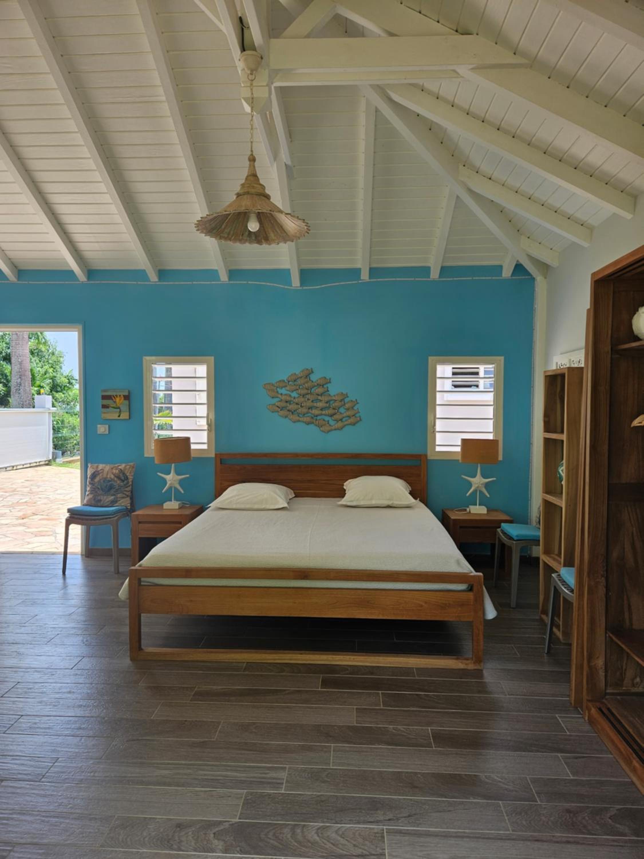 One-Bedroom House photo 1