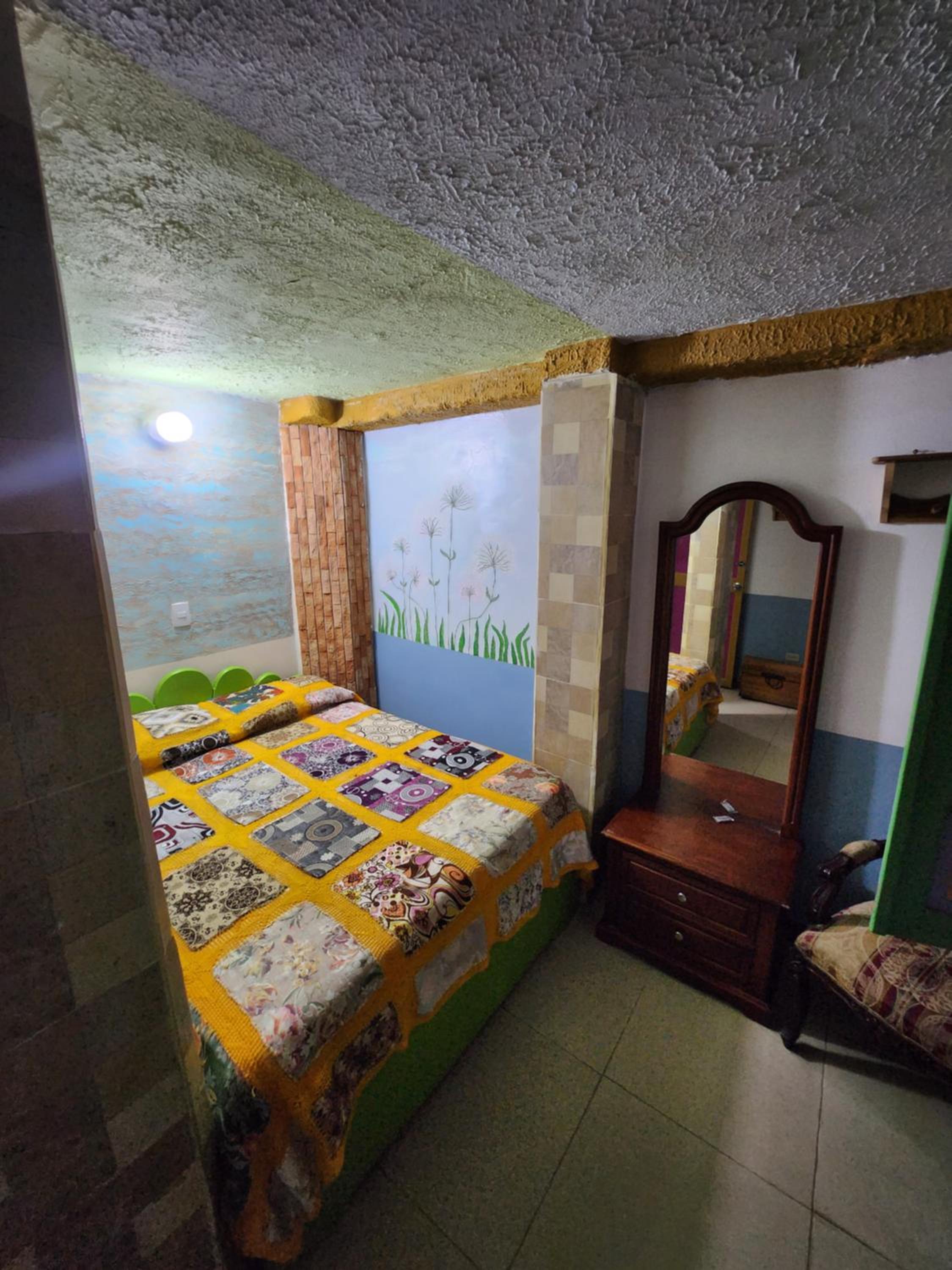 Deluxe Double Room with Shower photo 3