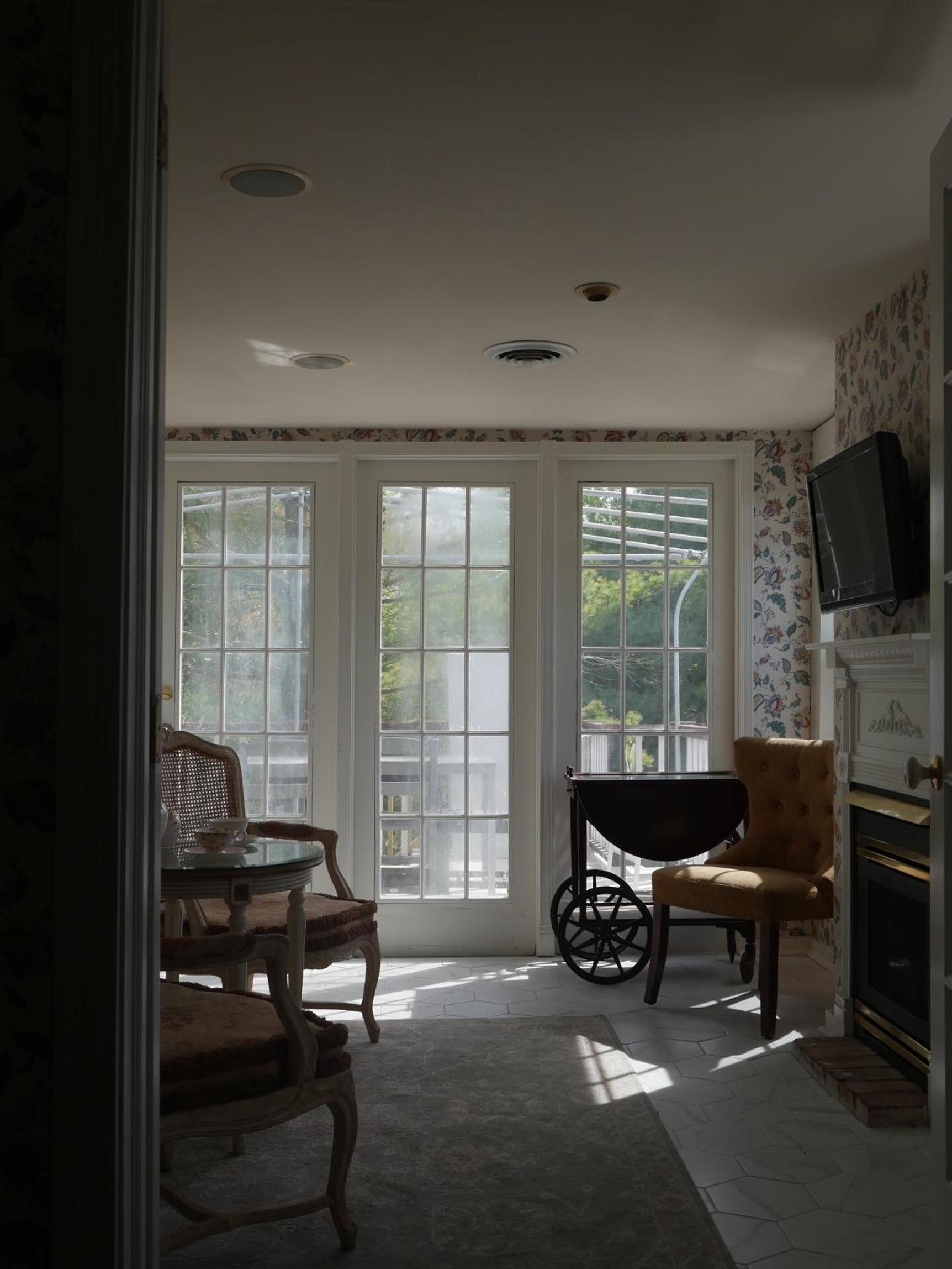 One-Bedroom Suite photo 3