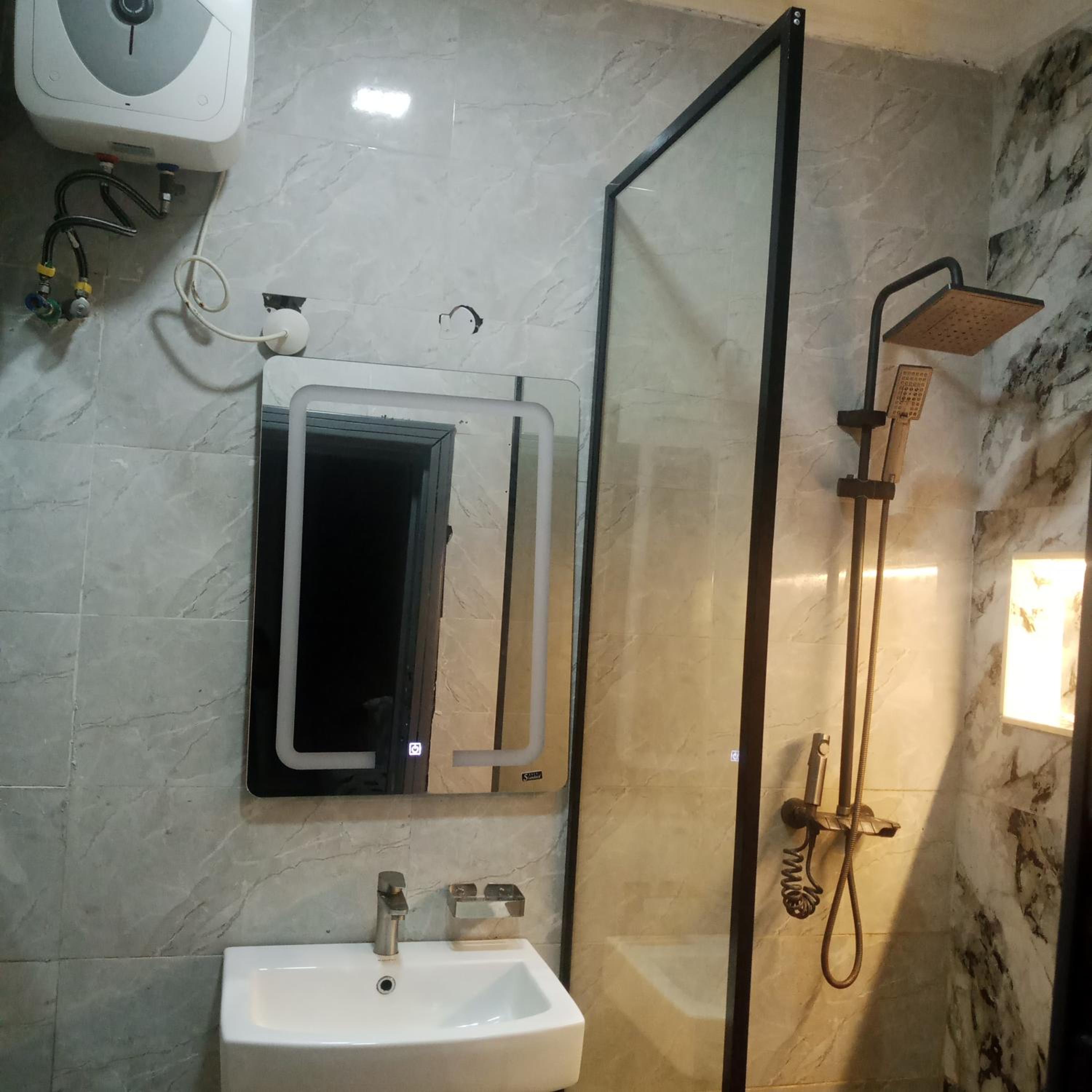 Budget Double Room - Photo 5