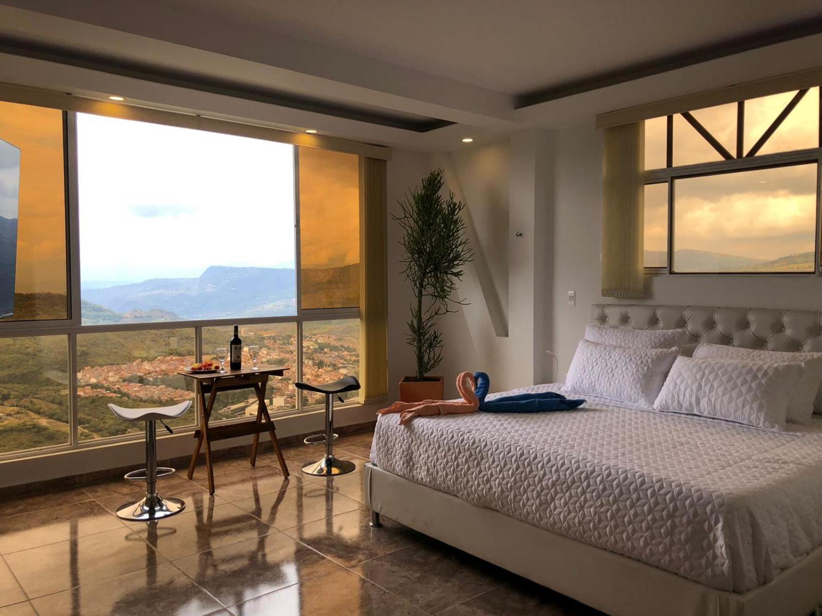 King Room With Mountain View photo 1