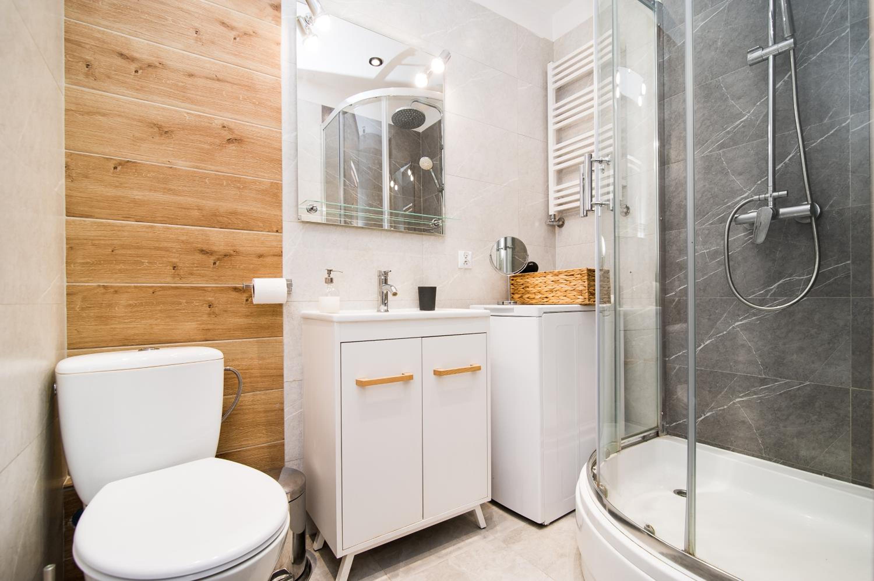 One-Bedroom Apartment - Photo 17