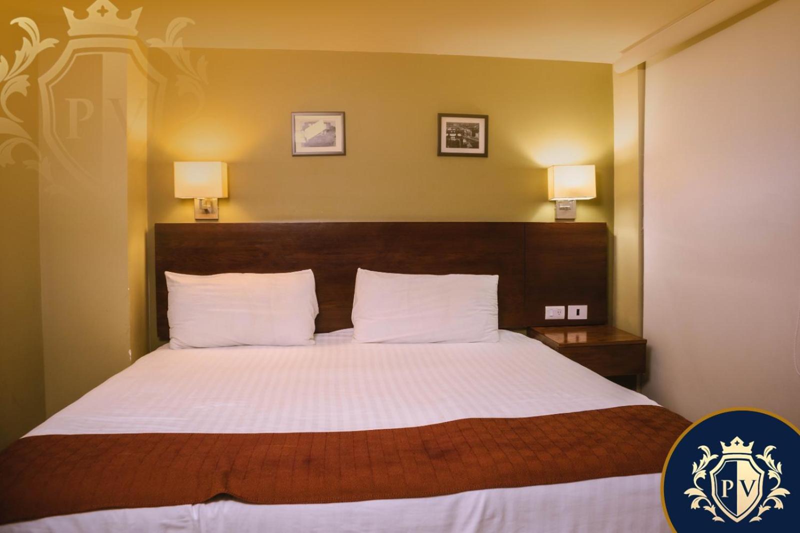 King Room - Disability Access photo 3
