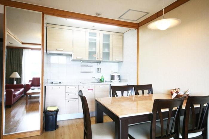 Suite B - Photo 4