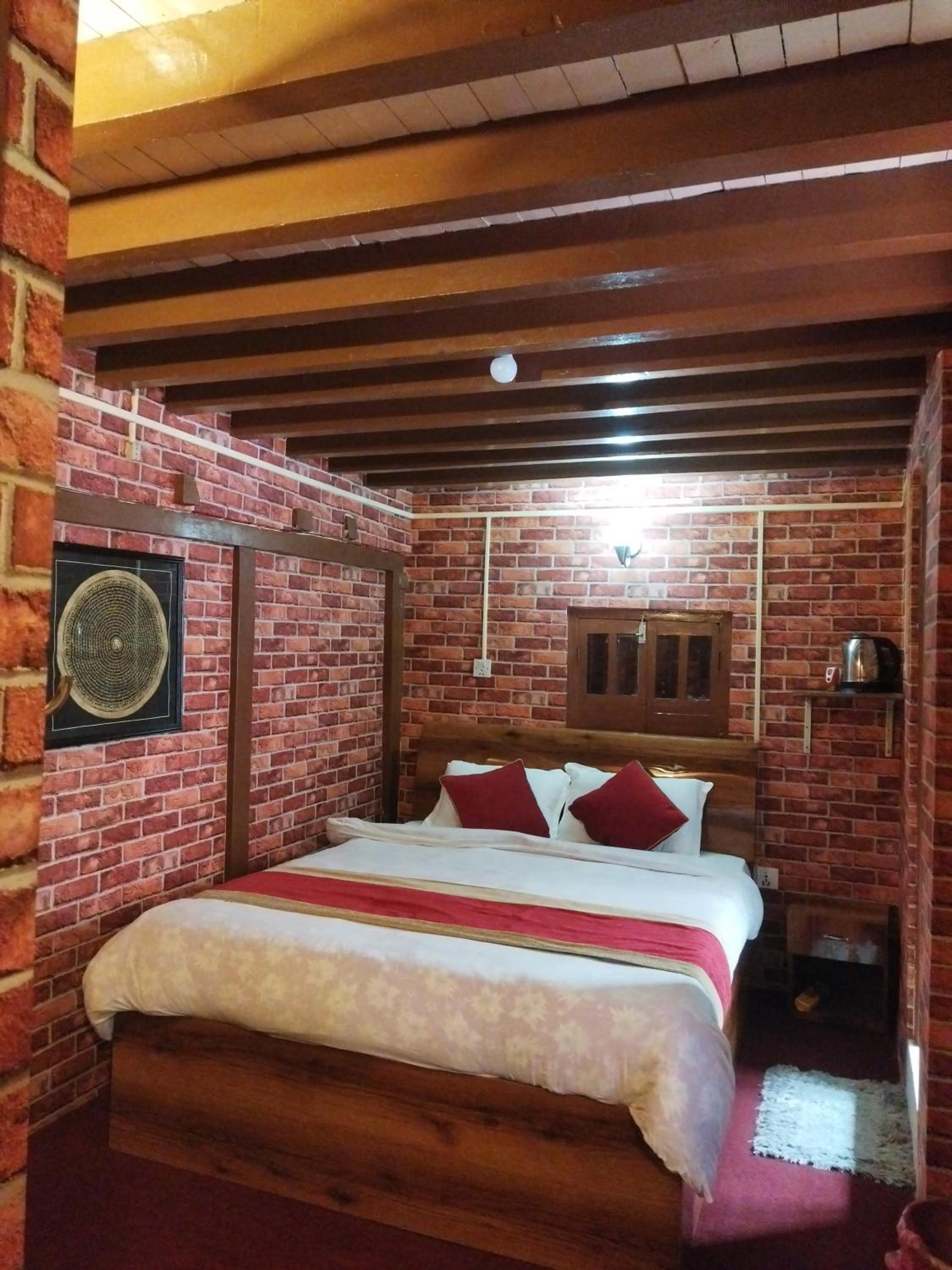 Double Room with Private Bathroom photo 1