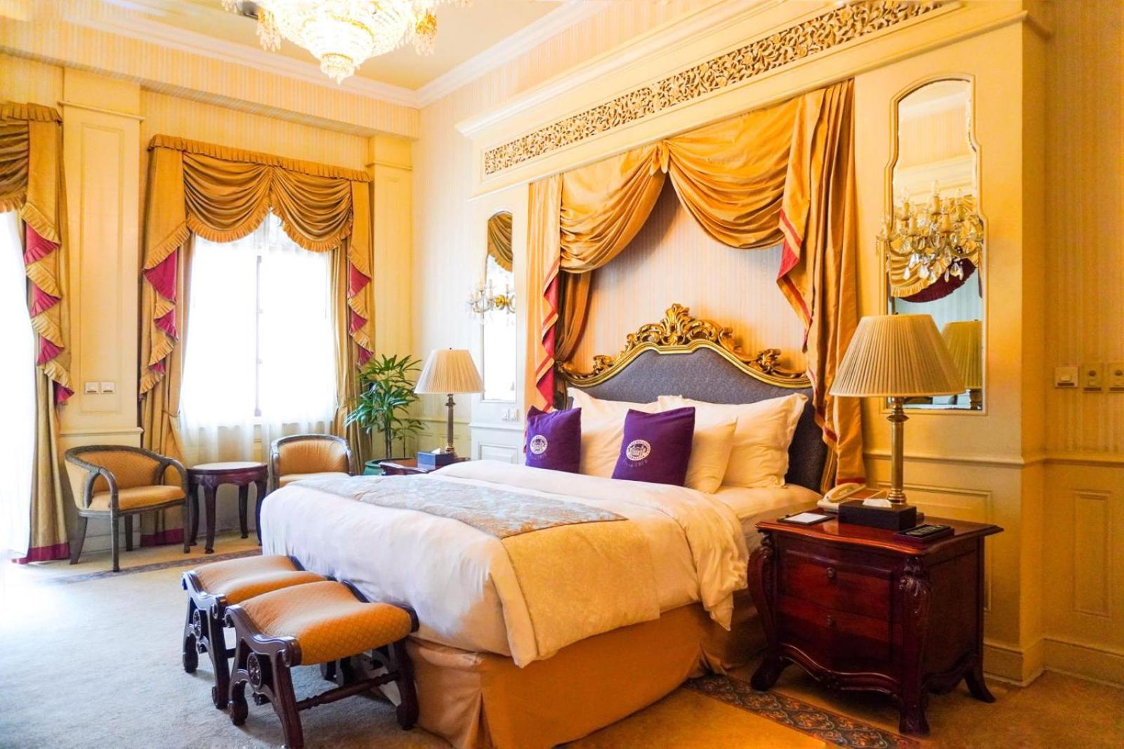 Presidential Suite