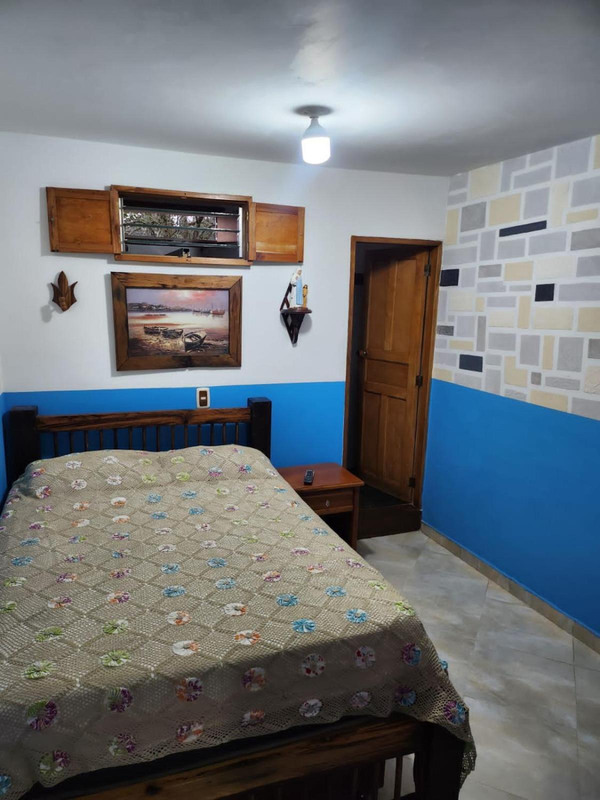 Standard Single Room with Shower photo 1