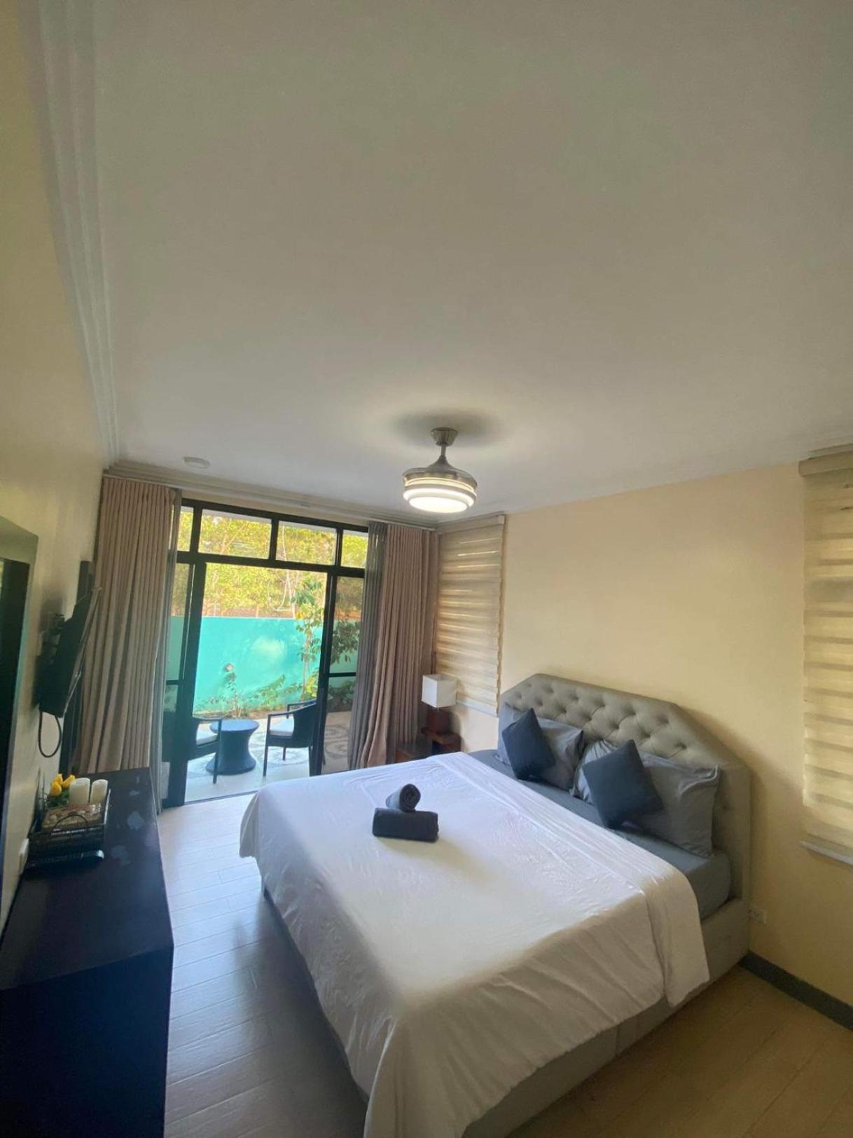 Three-Bedroom Suite - Photo 1