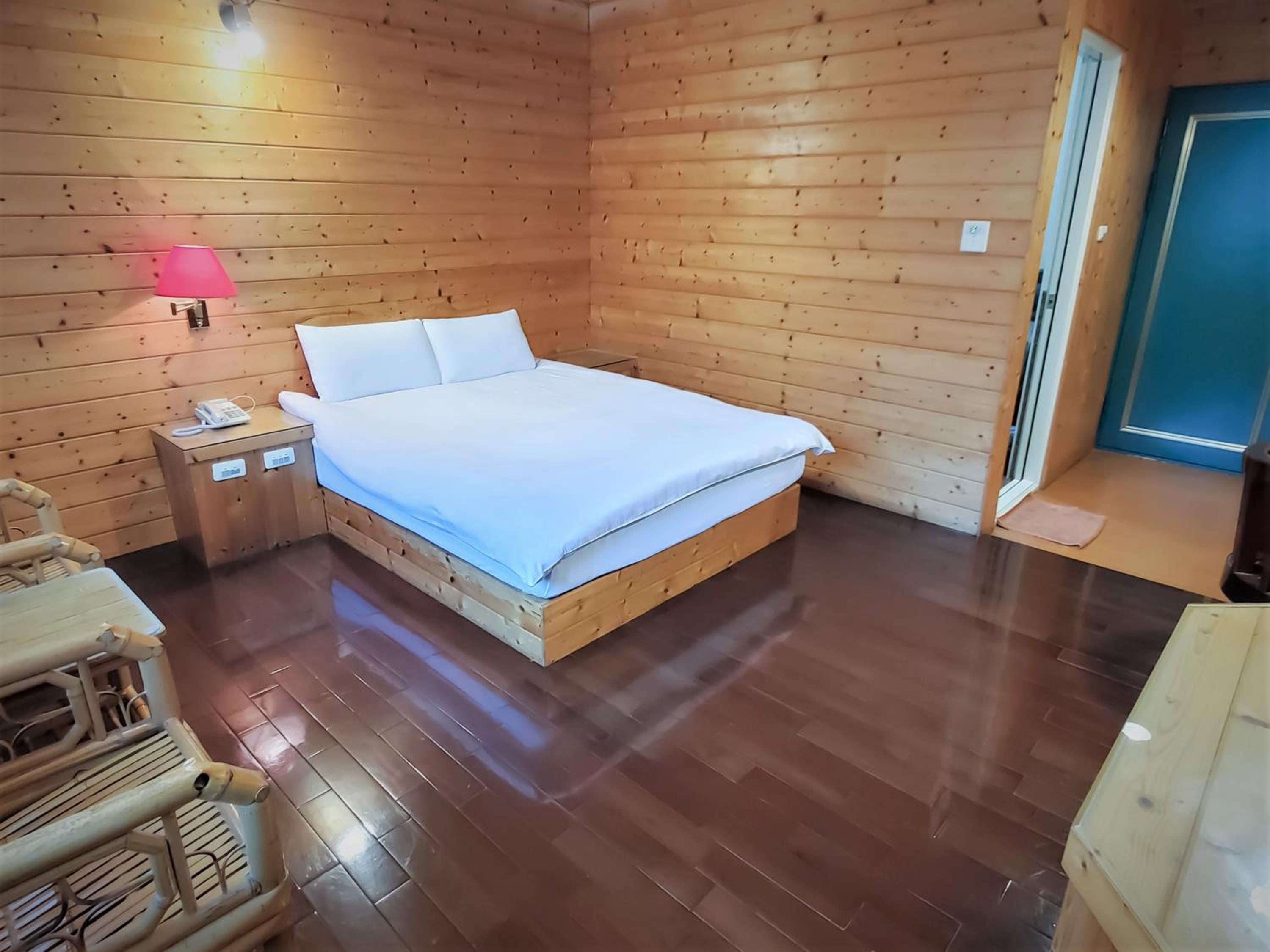 Standard Double Room photo 3