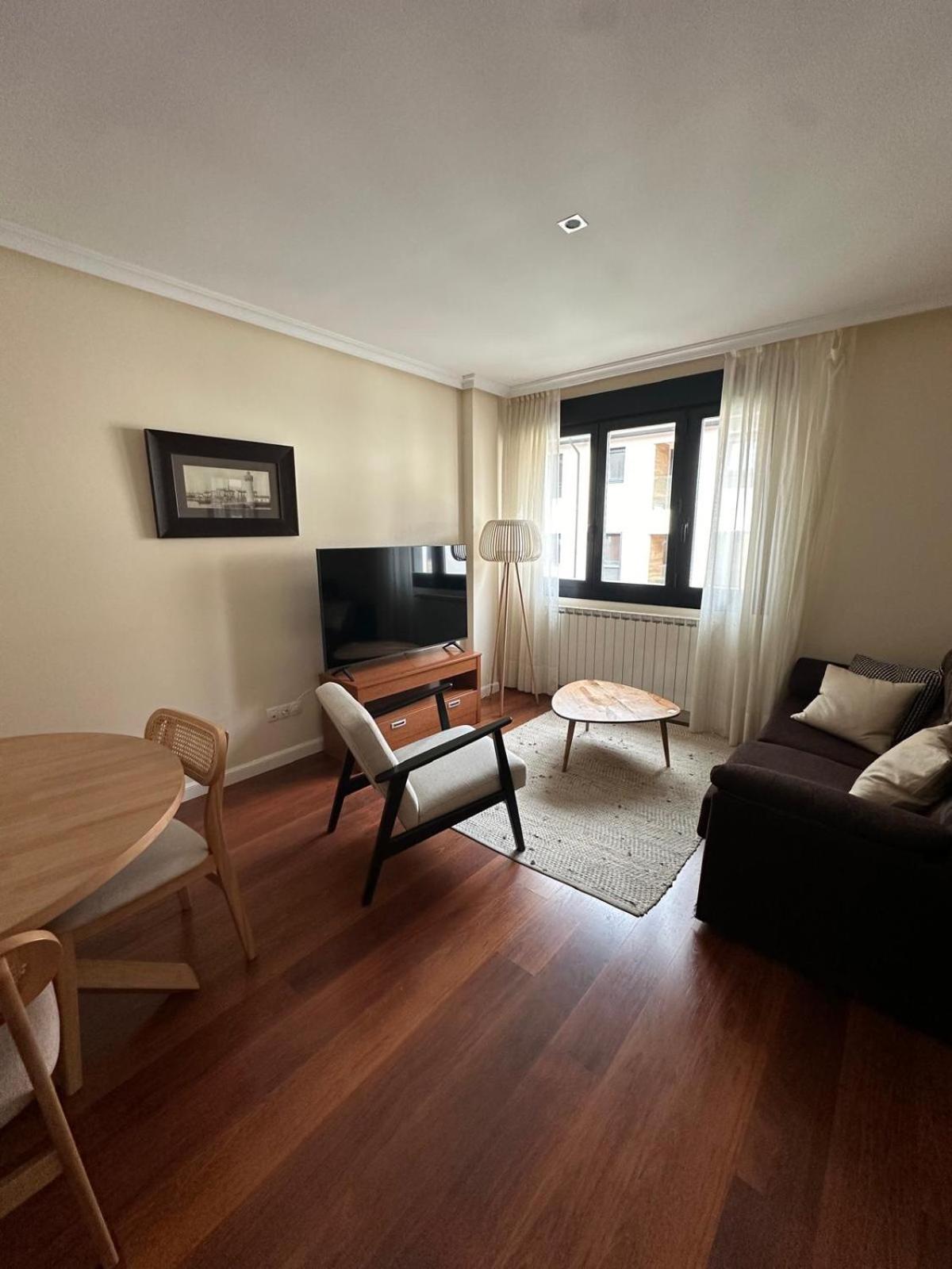 Two-Bedroom Apartment photo 2
