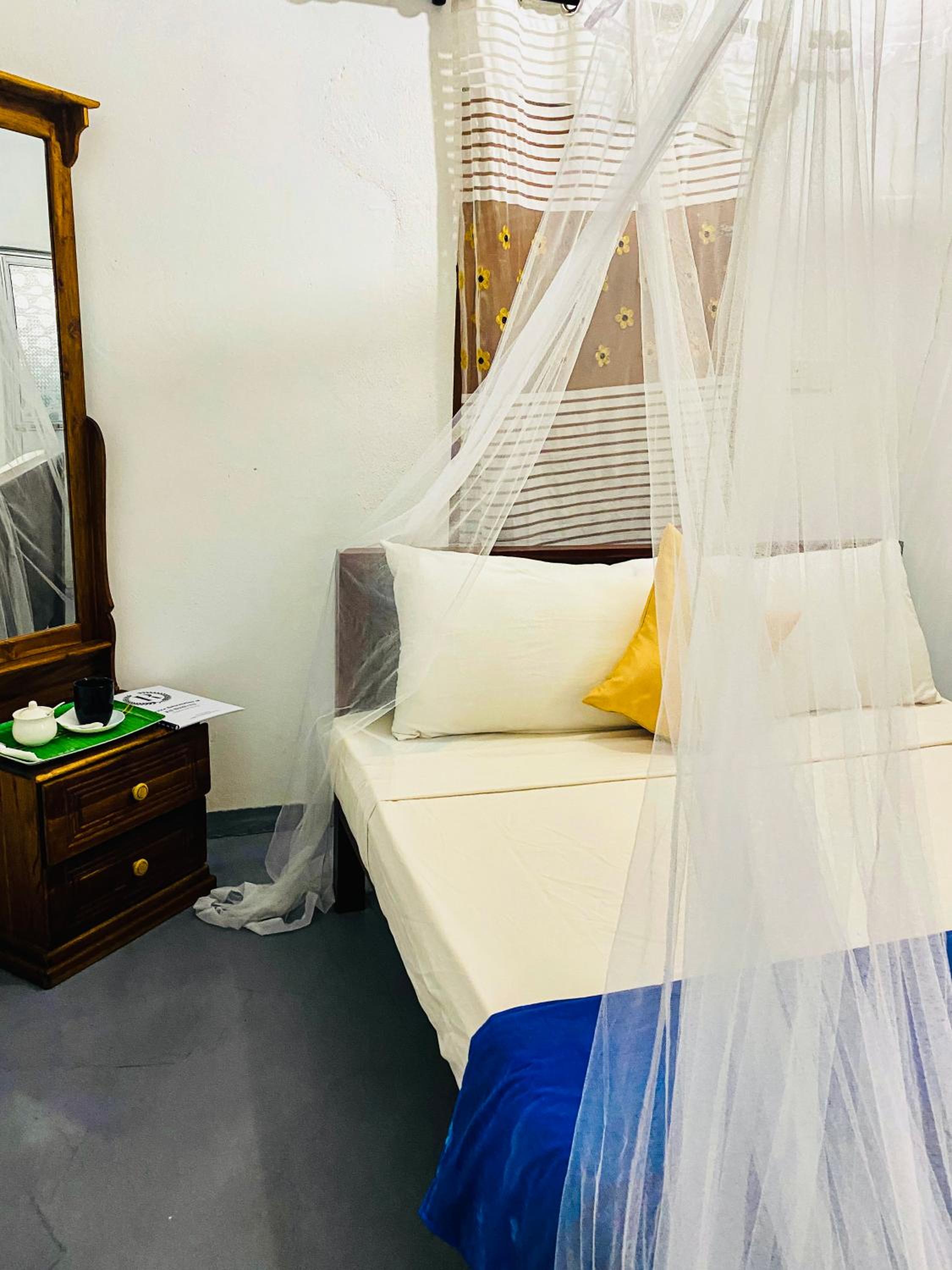 Double Room With Private Bathroom photo 2