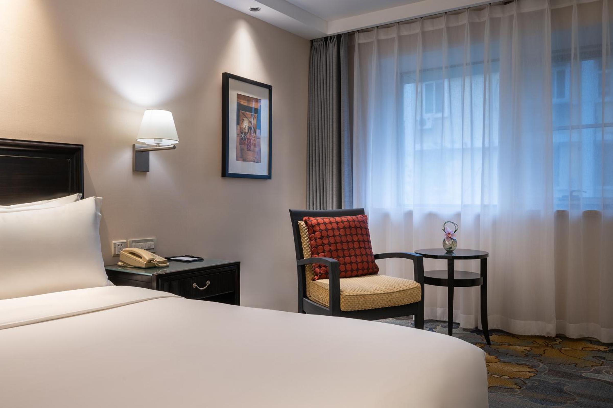 Annex Double Room- Free soft drinks on the first day only thumbnail 5