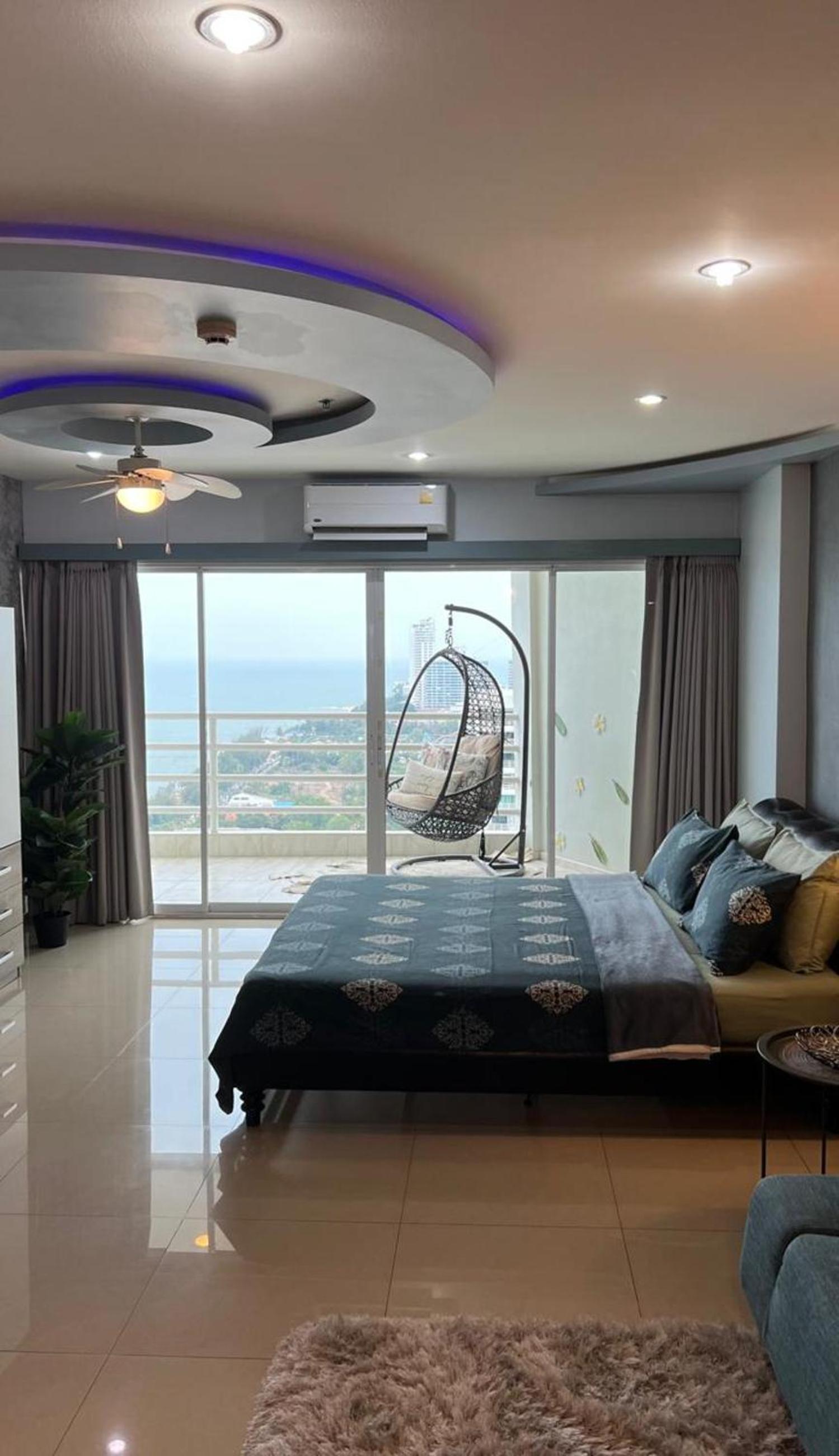 Studio with Sea View