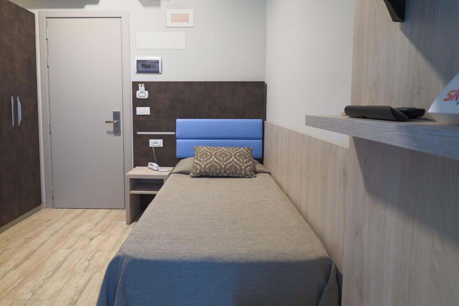 Single Room photo 2