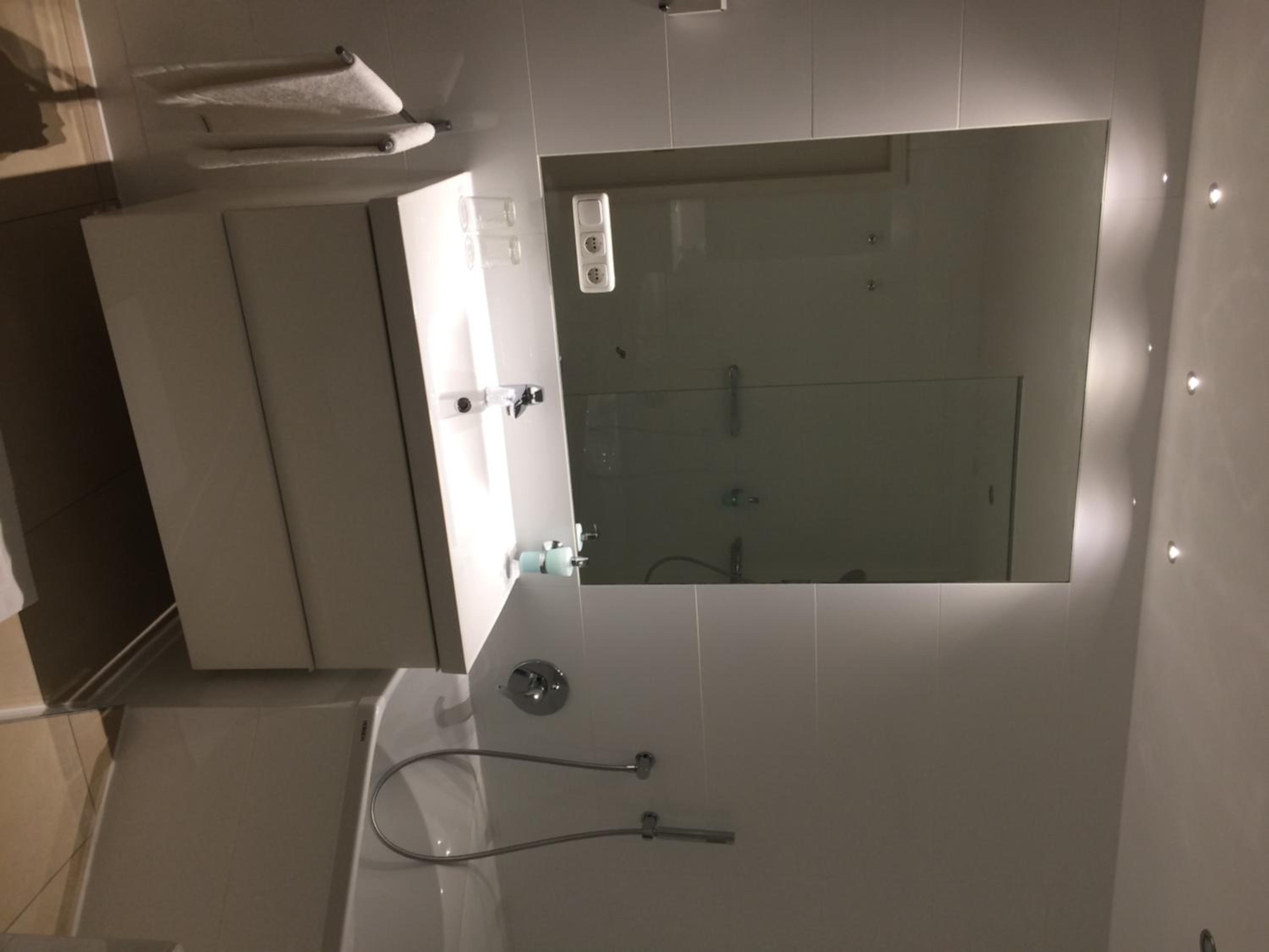 Apartment - Photo 11