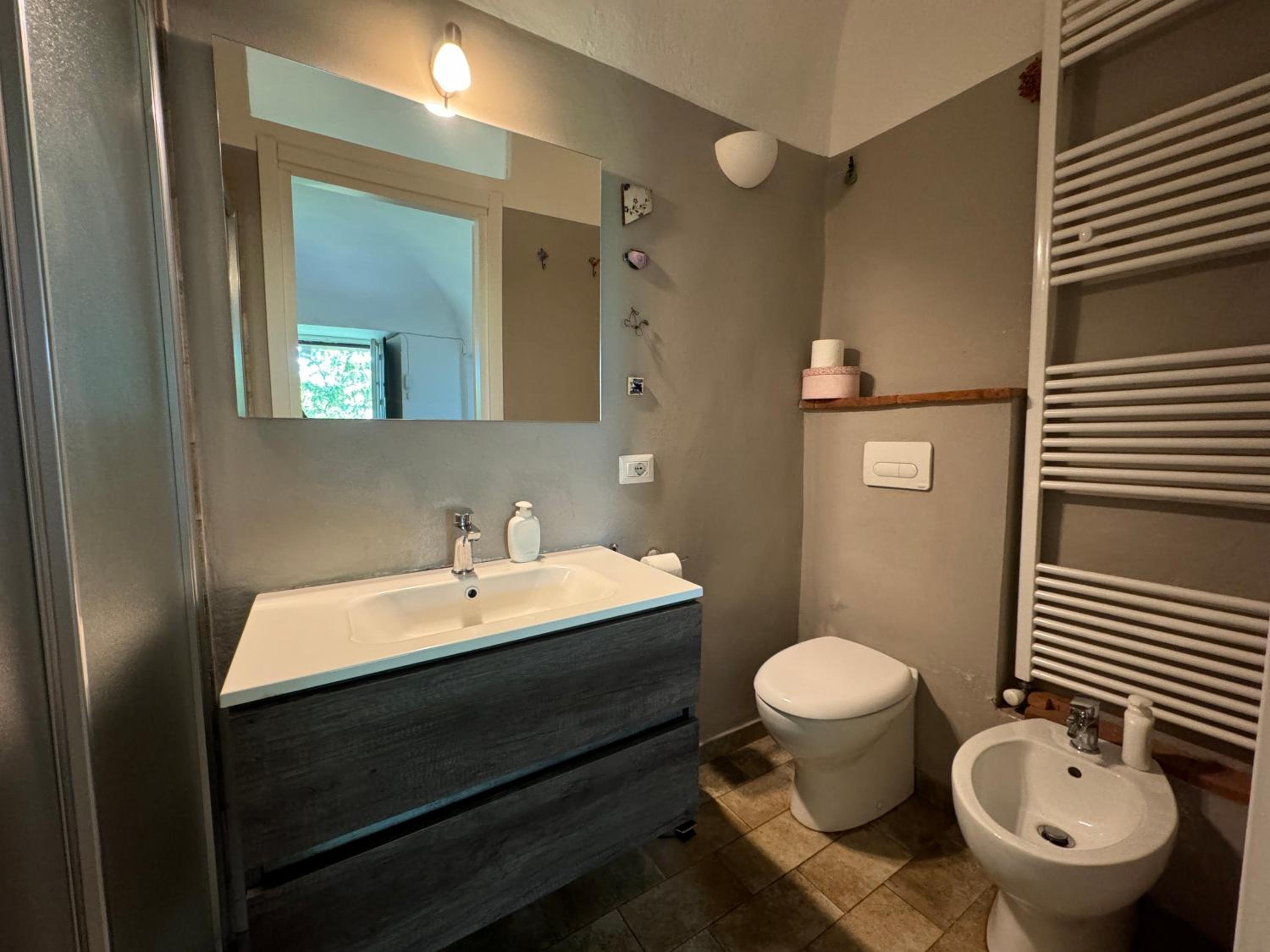Quadruple Room with Private Bathroom photo 2