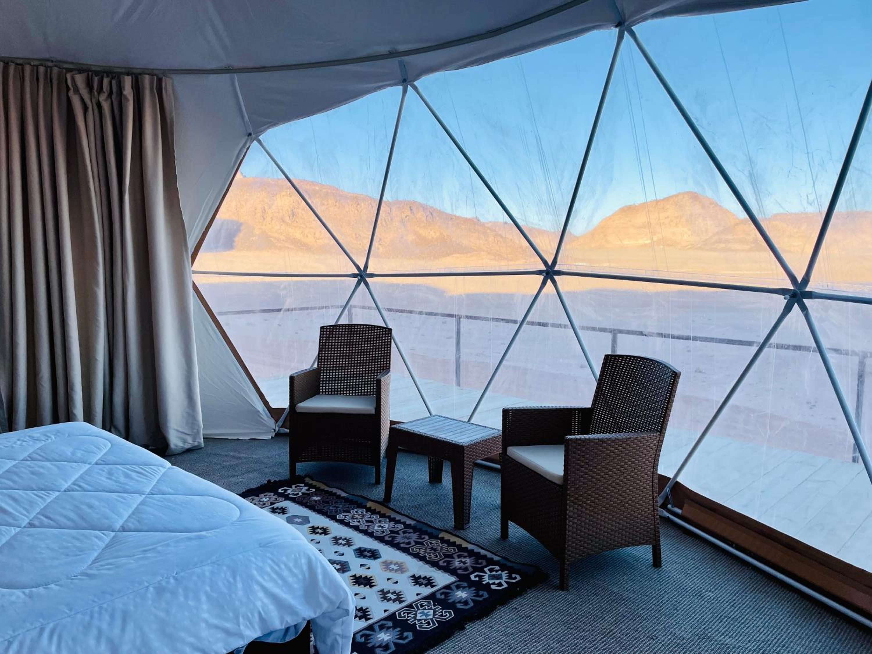 Superior Double or Twin Room with Mountain View - Photo 8