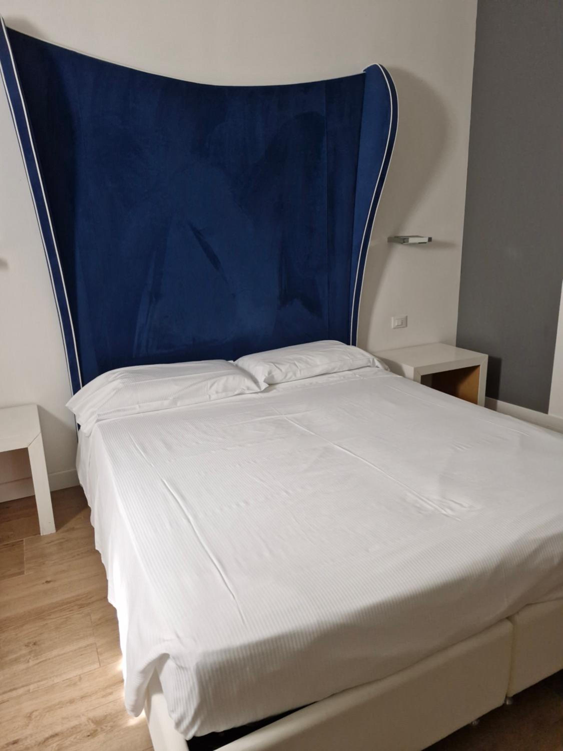 Double Room - Photo 4