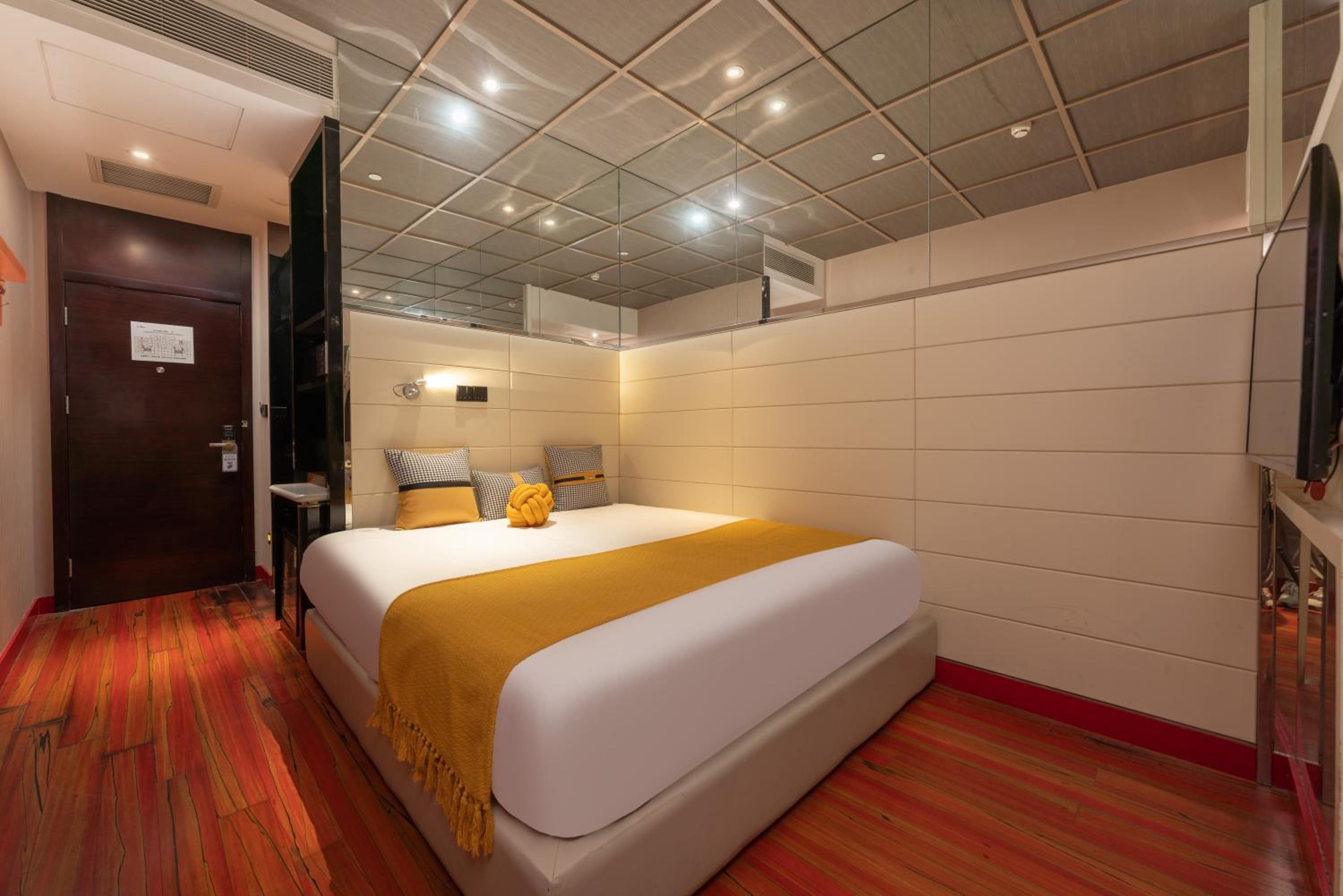 Simple Double Room
