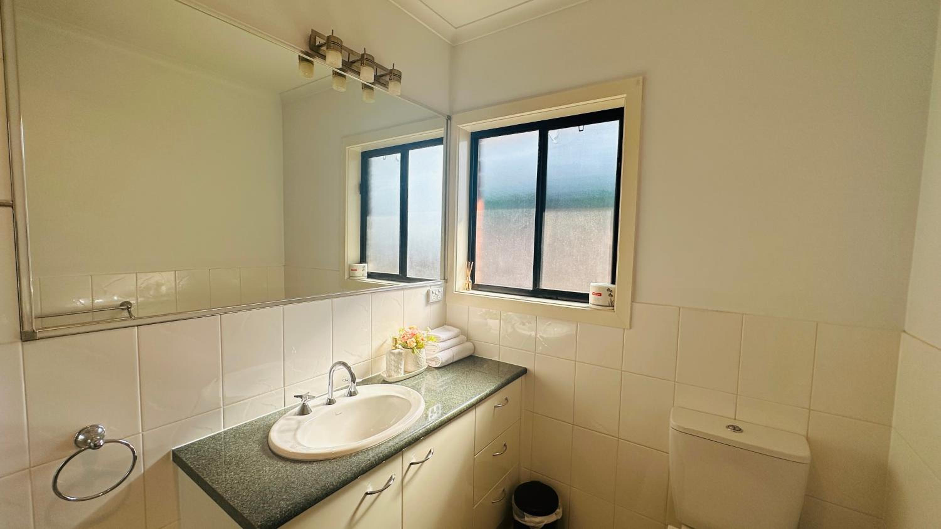 Three-Bedroom Holiday Home  photo 3