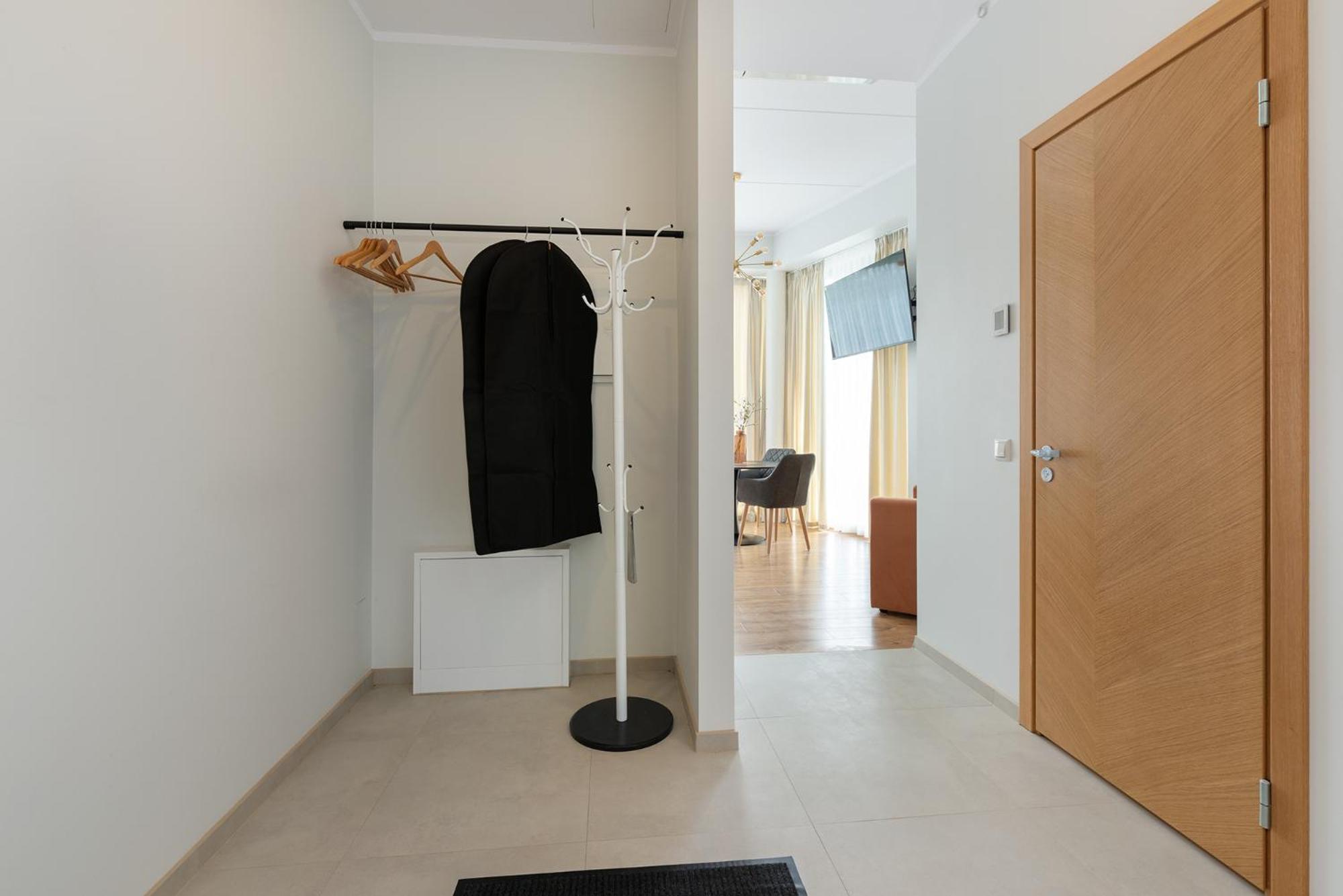 Studio Apartment photo 2