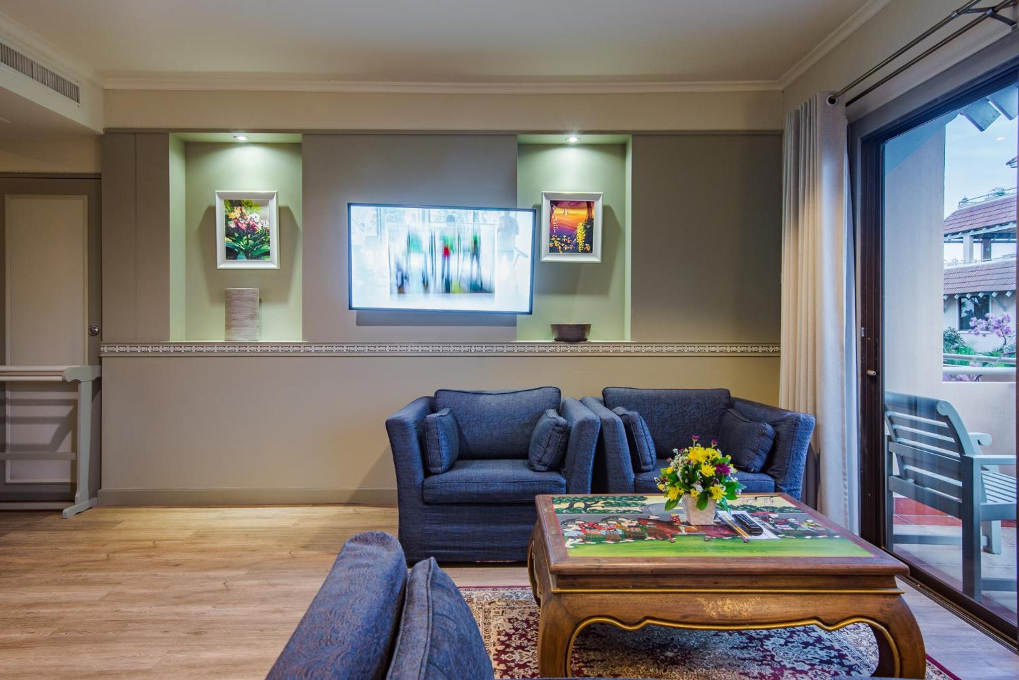 Deluxe Junior Suite - Photo 4