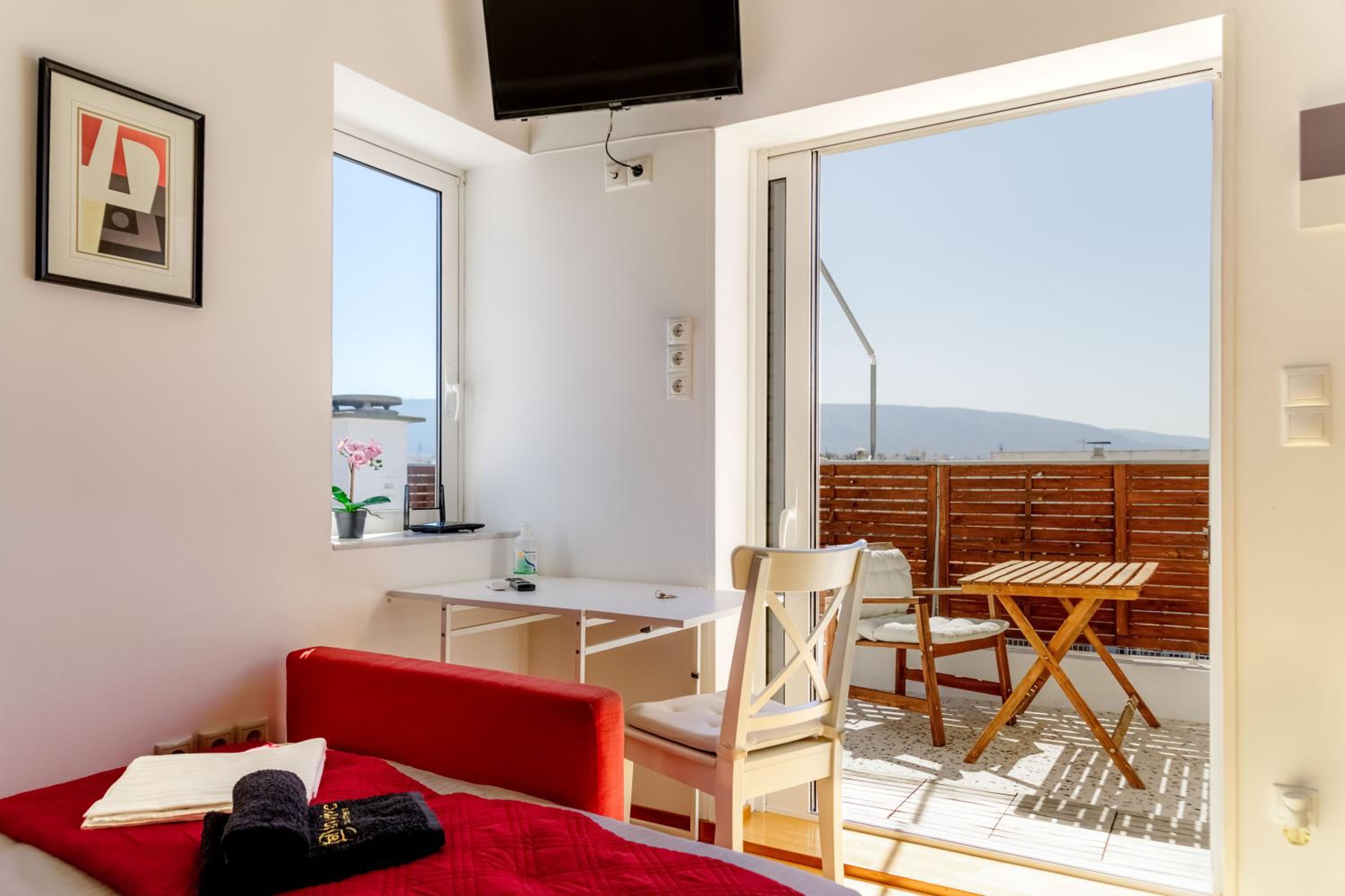 Studio Apartment