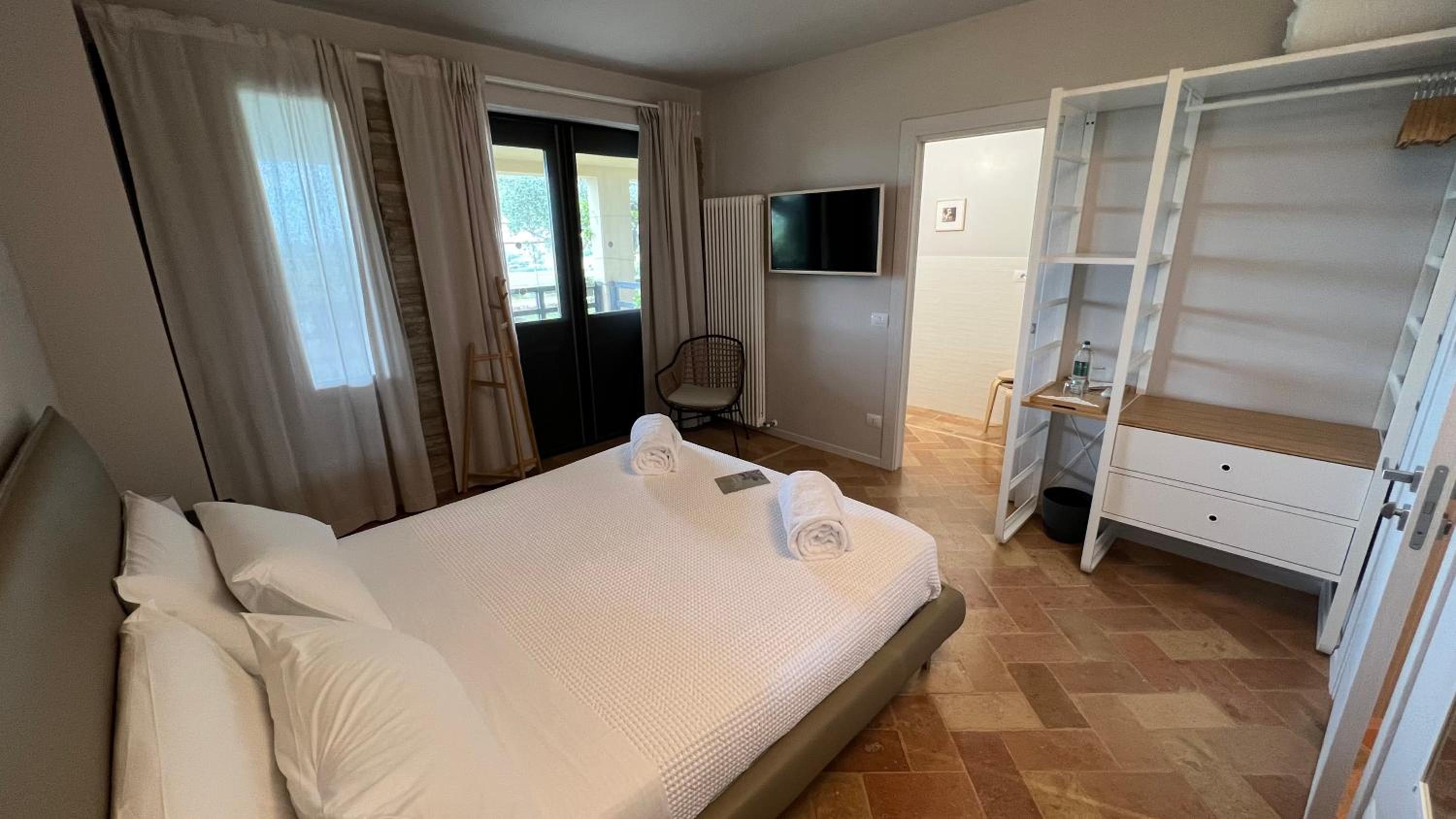 Double Room with Terrace photo 3