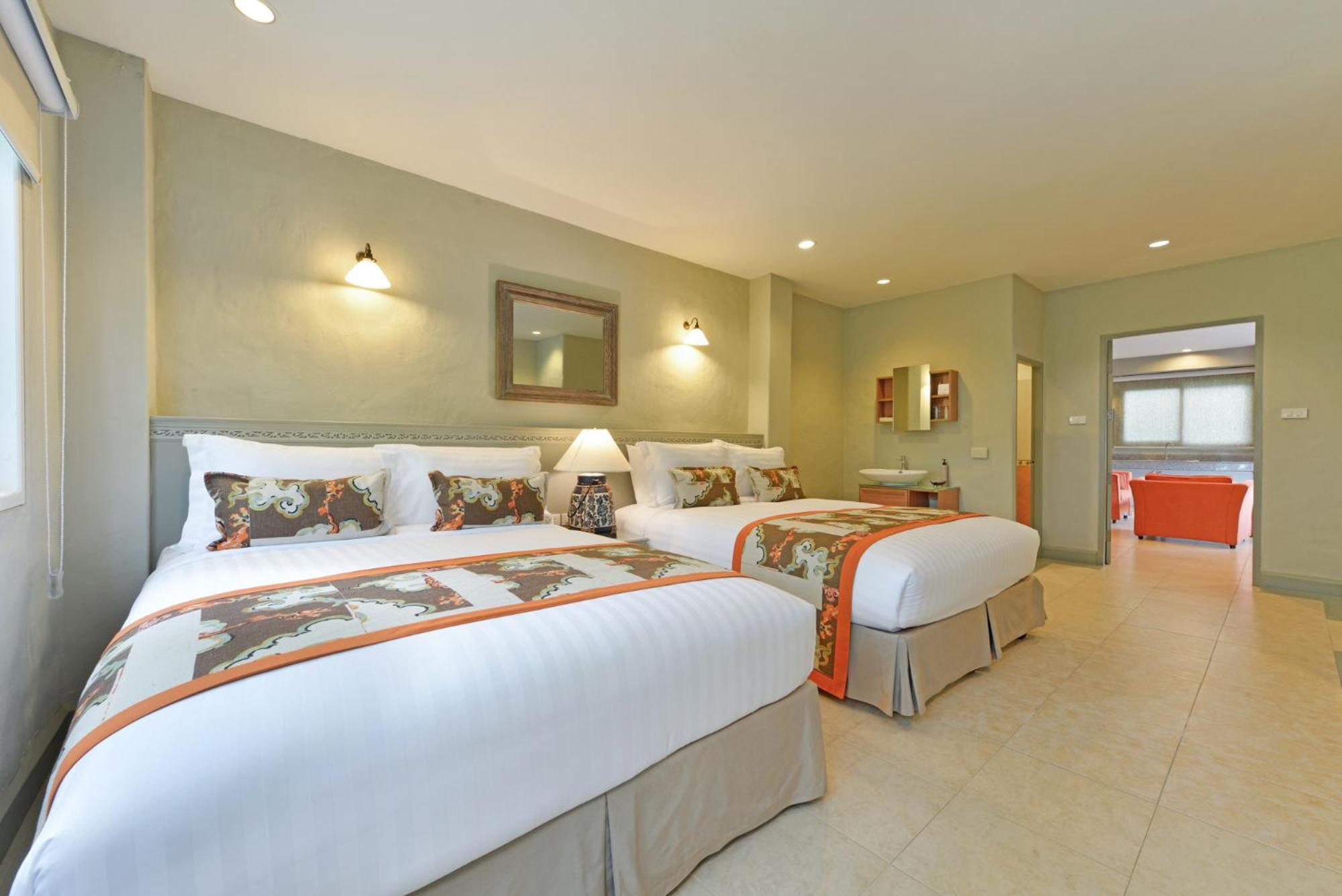 Como Luxury Suite (Pet Friendly) - Photo 2