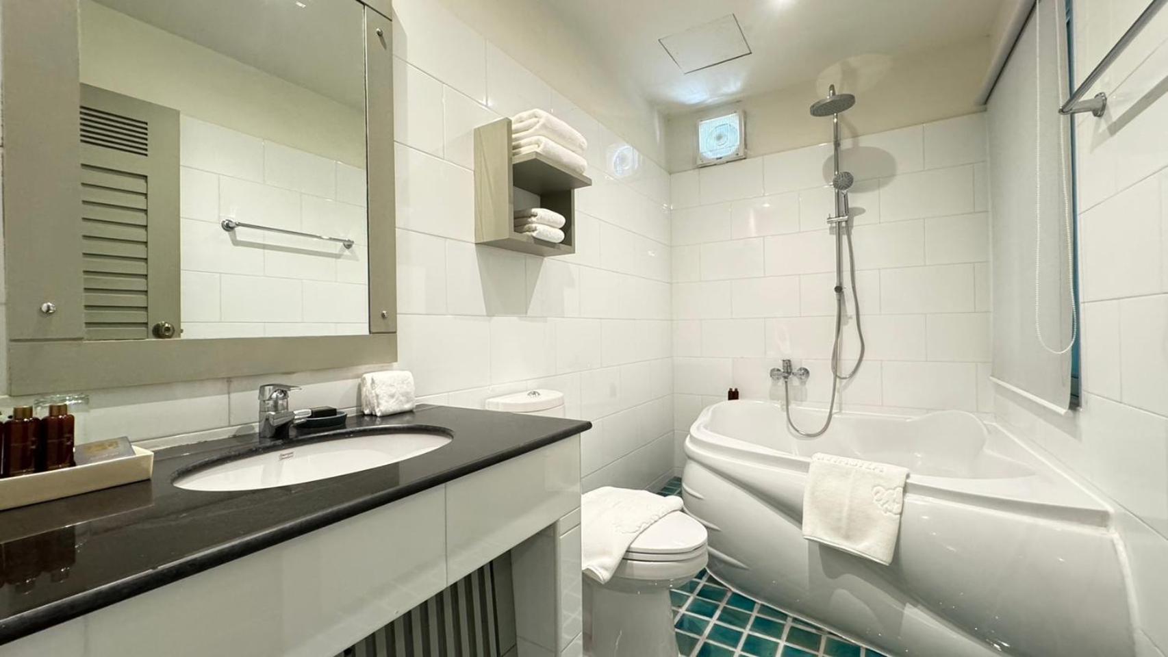 Luxury Garda Junior Suite - Photo 5