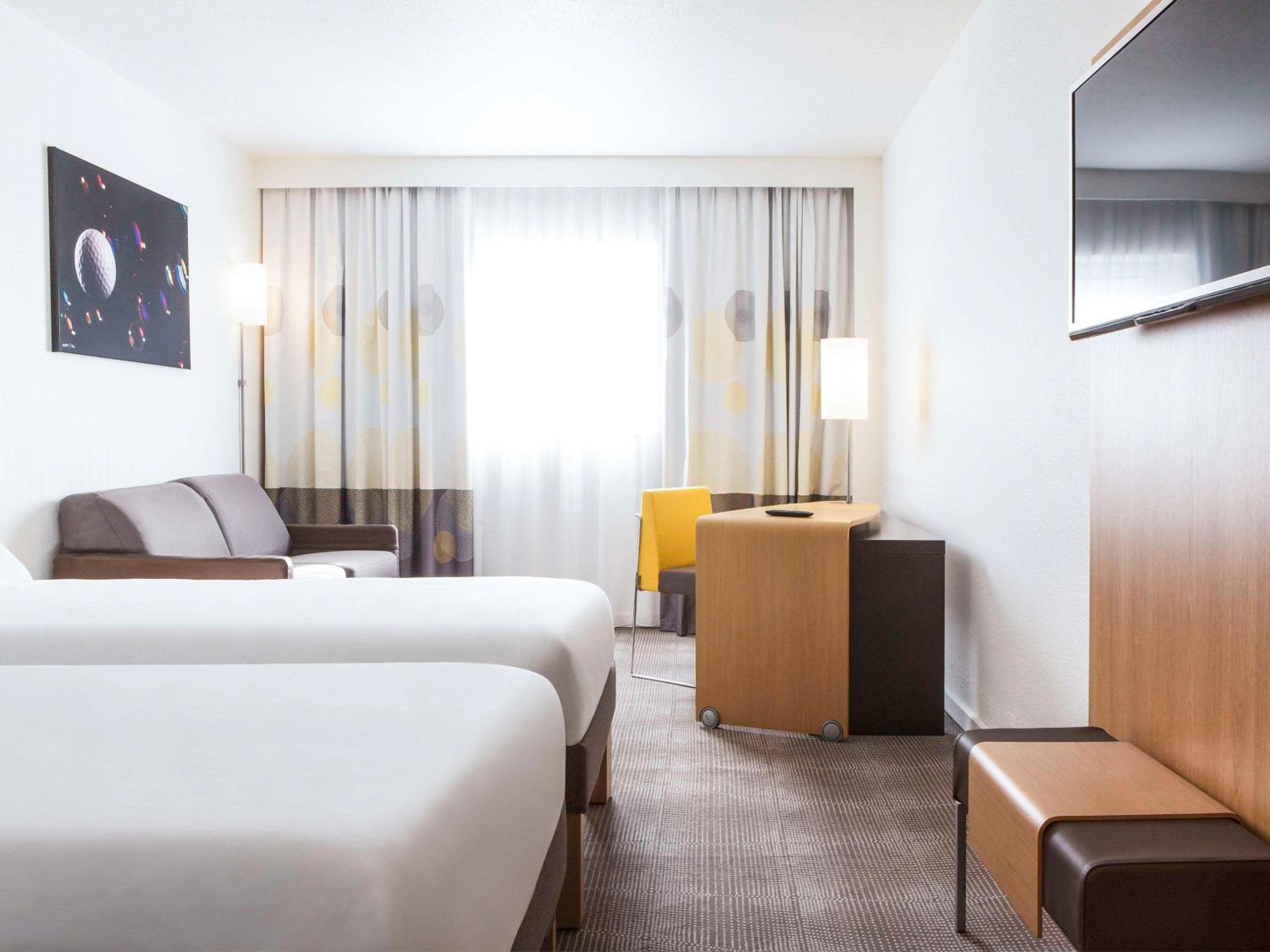 Superior Room with Two Zip Beds - Photo 1