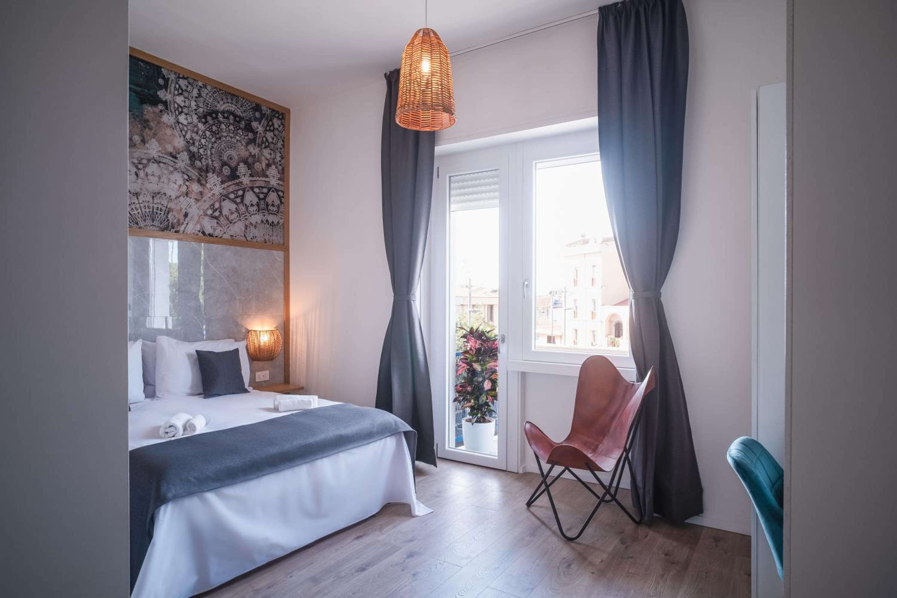 King Room with Balcony photo 1