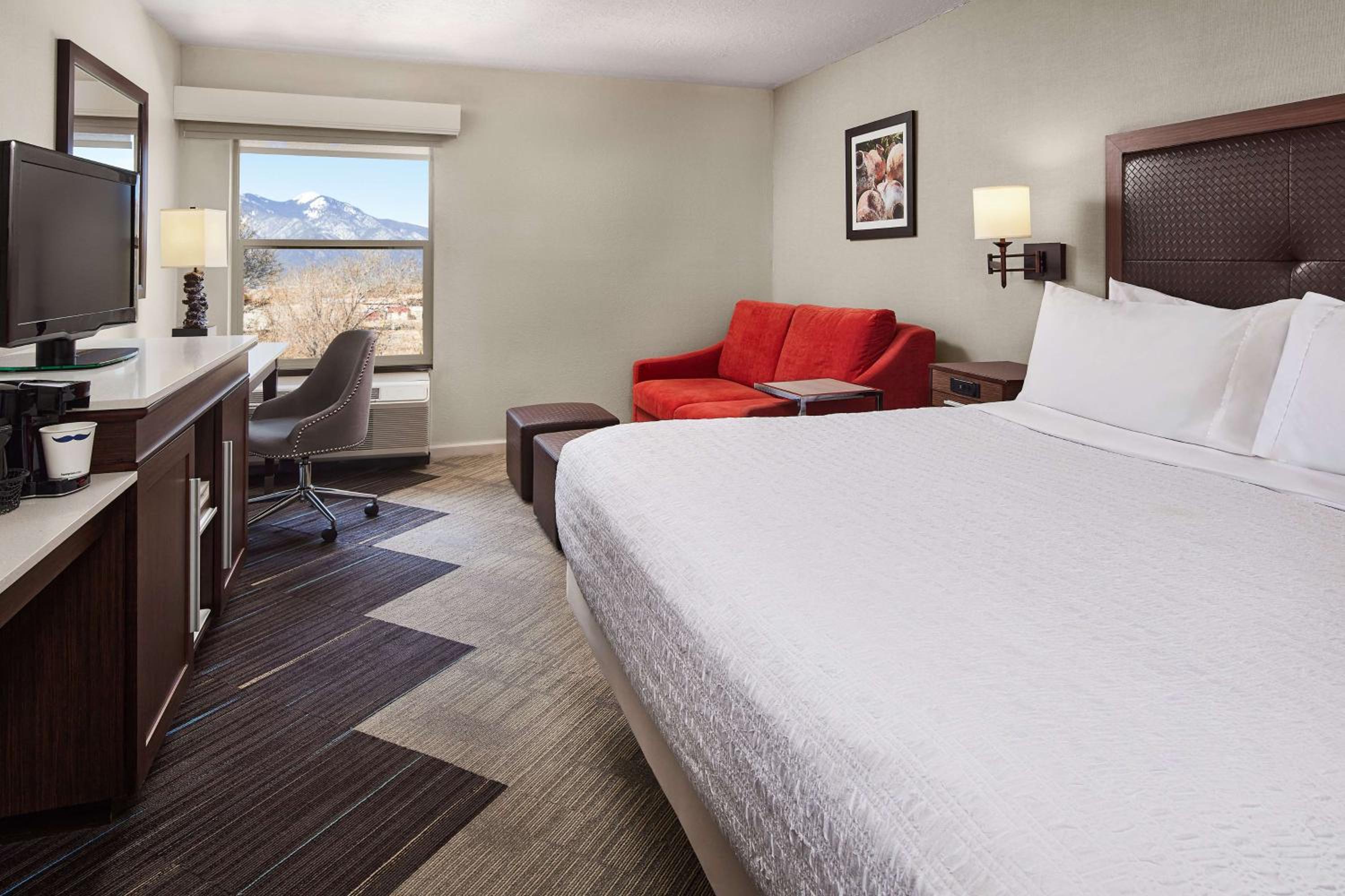 King Room with Mountain View - Photo 1
