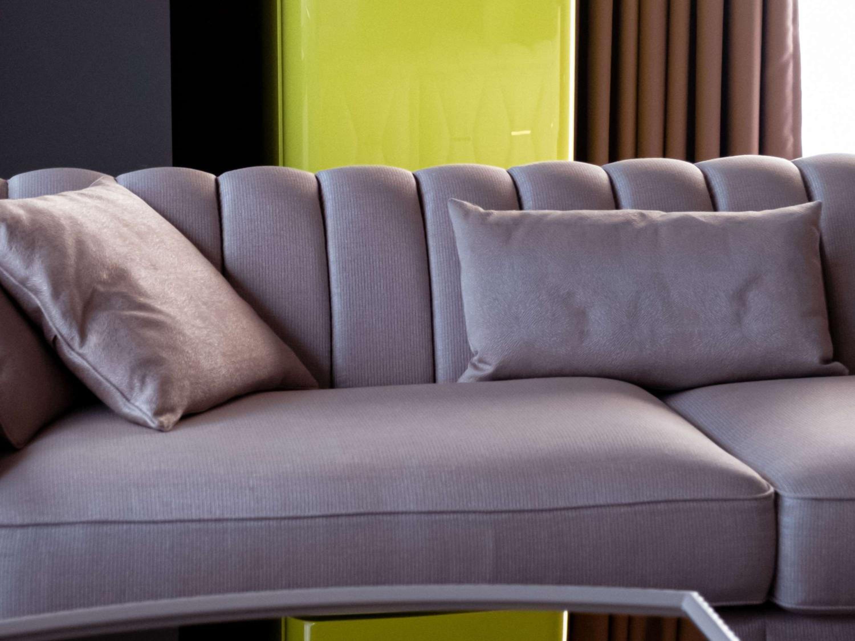 Executive King Suite with Sofa Bed - Photo 9