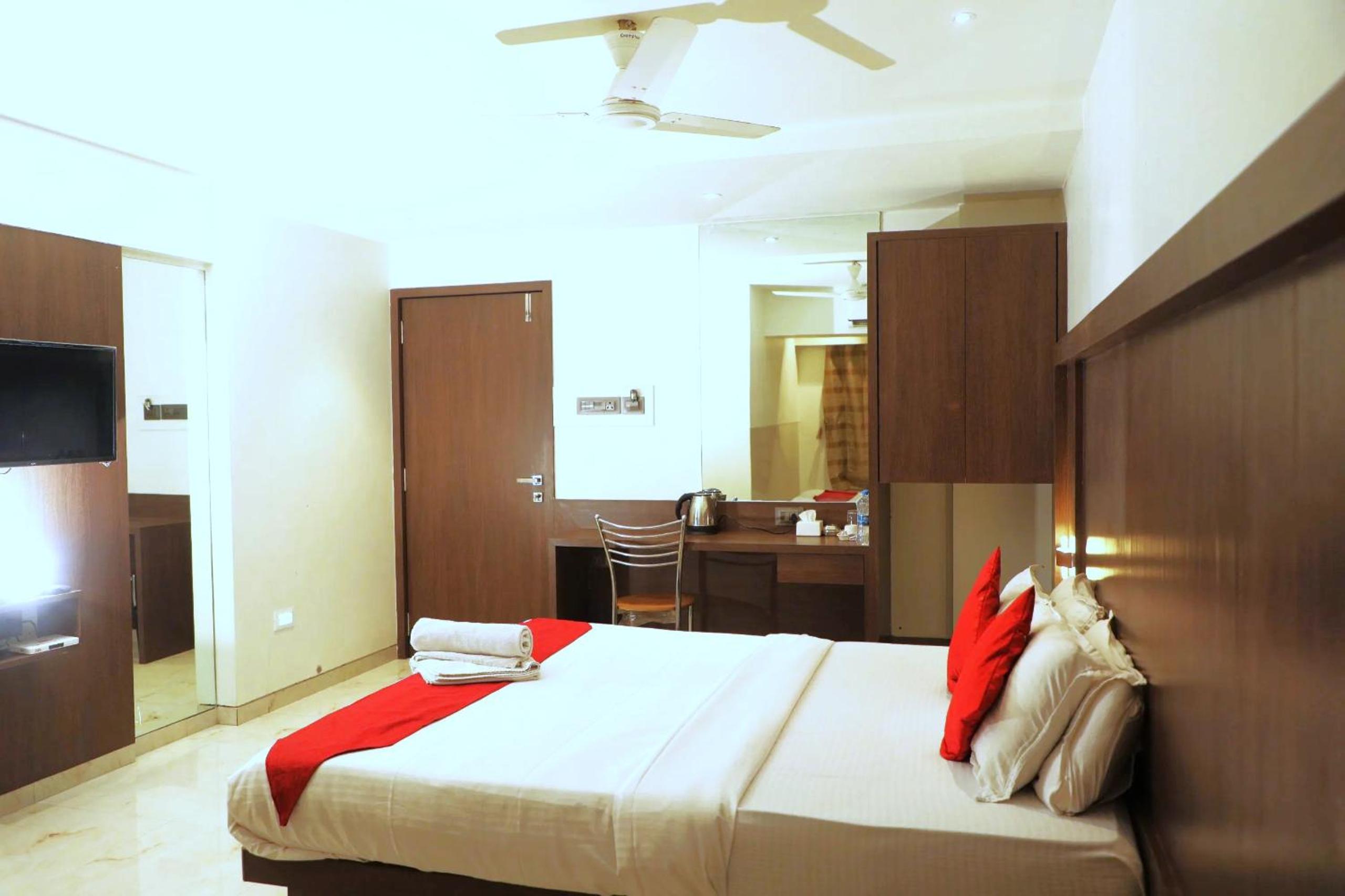 Deluxe Double Room - Photo 2