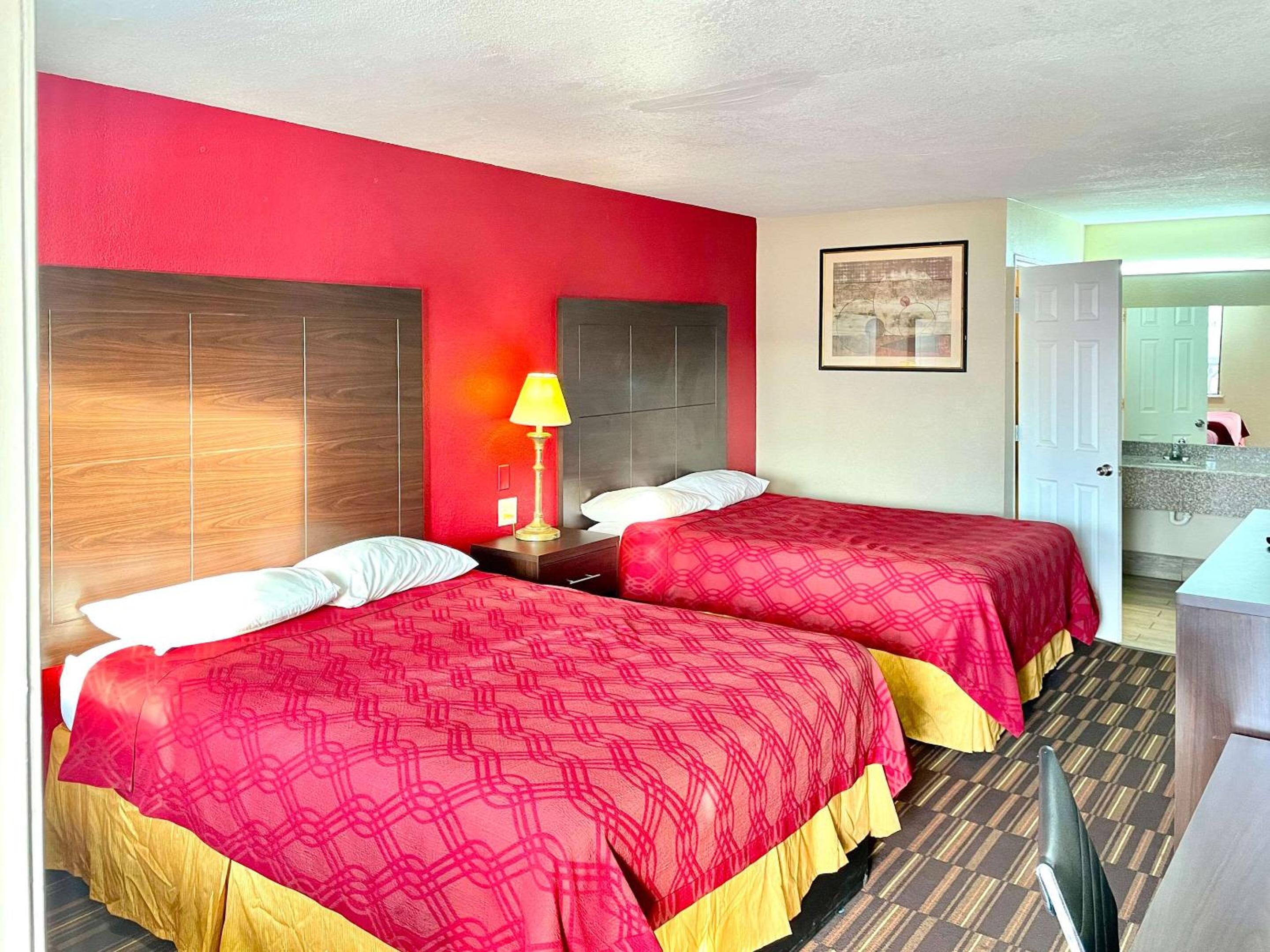 Queen Room with Two Queen Beds - Non-Smoking