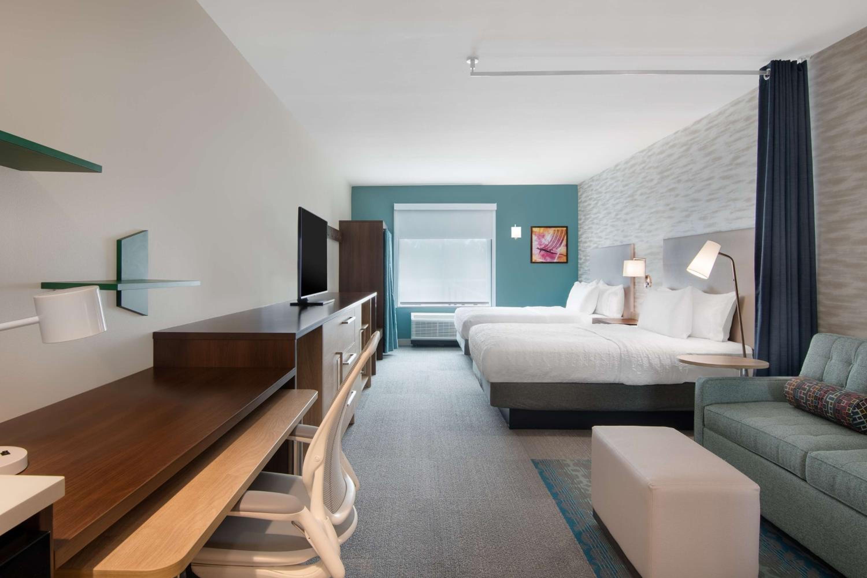 Studio Suite with Two Queen Beds - Photo 1