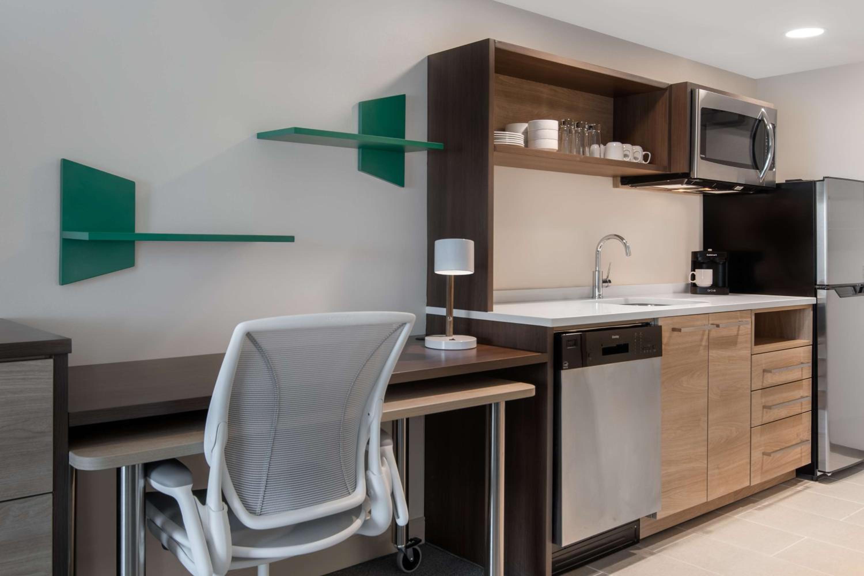 King Studio Suite - Photo 3