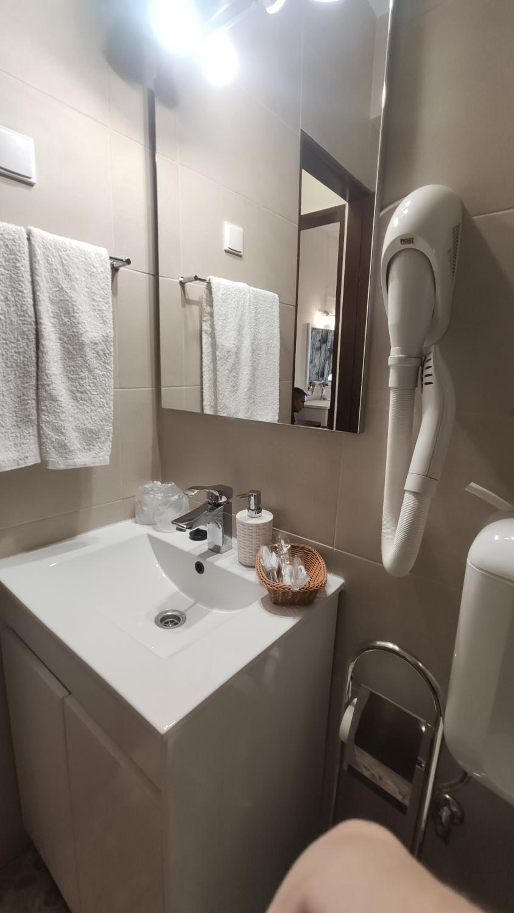 Triple Room with Balcony and Sea or River View  - Photo 6