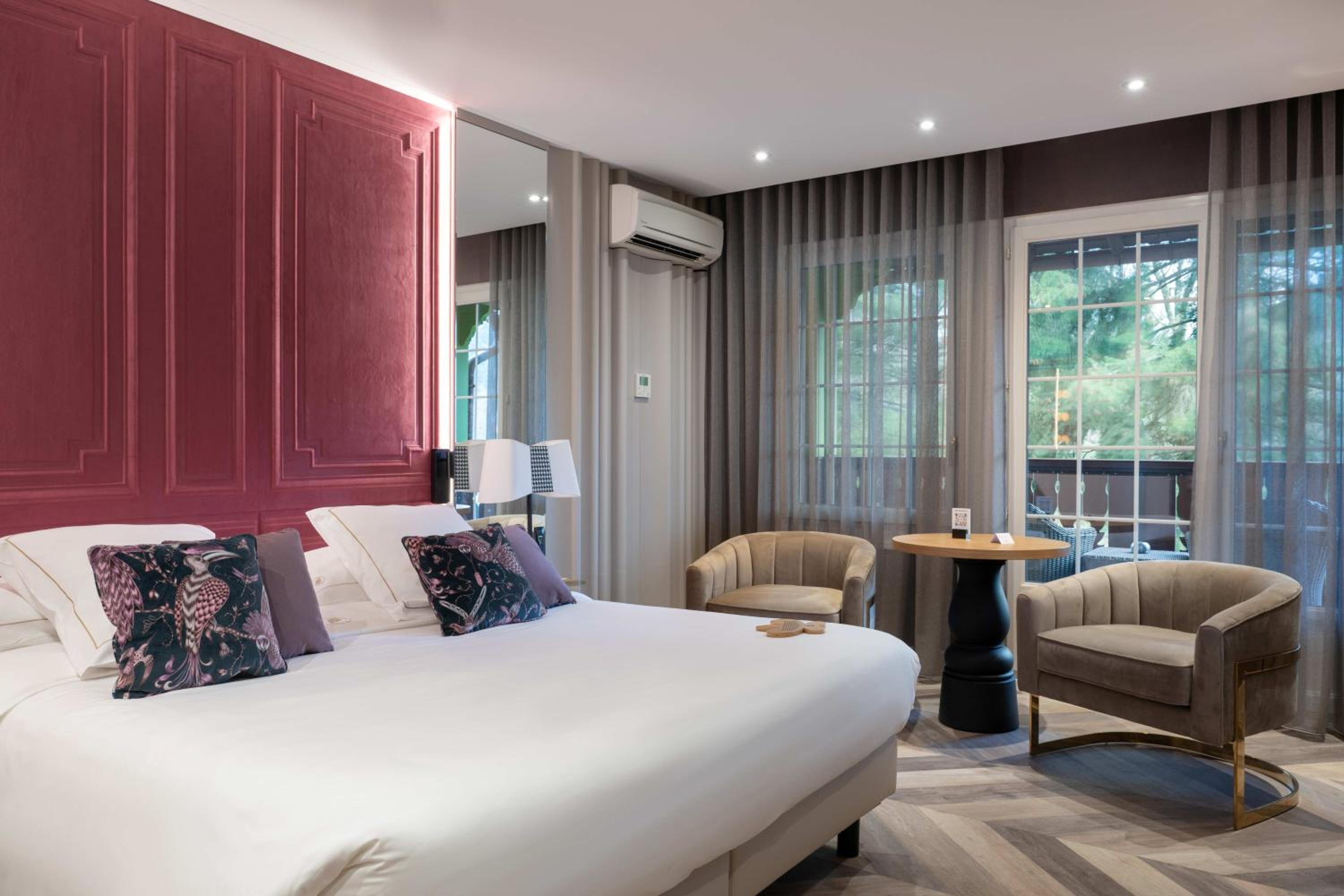 Double Room "Les Jardins" - Photo 1