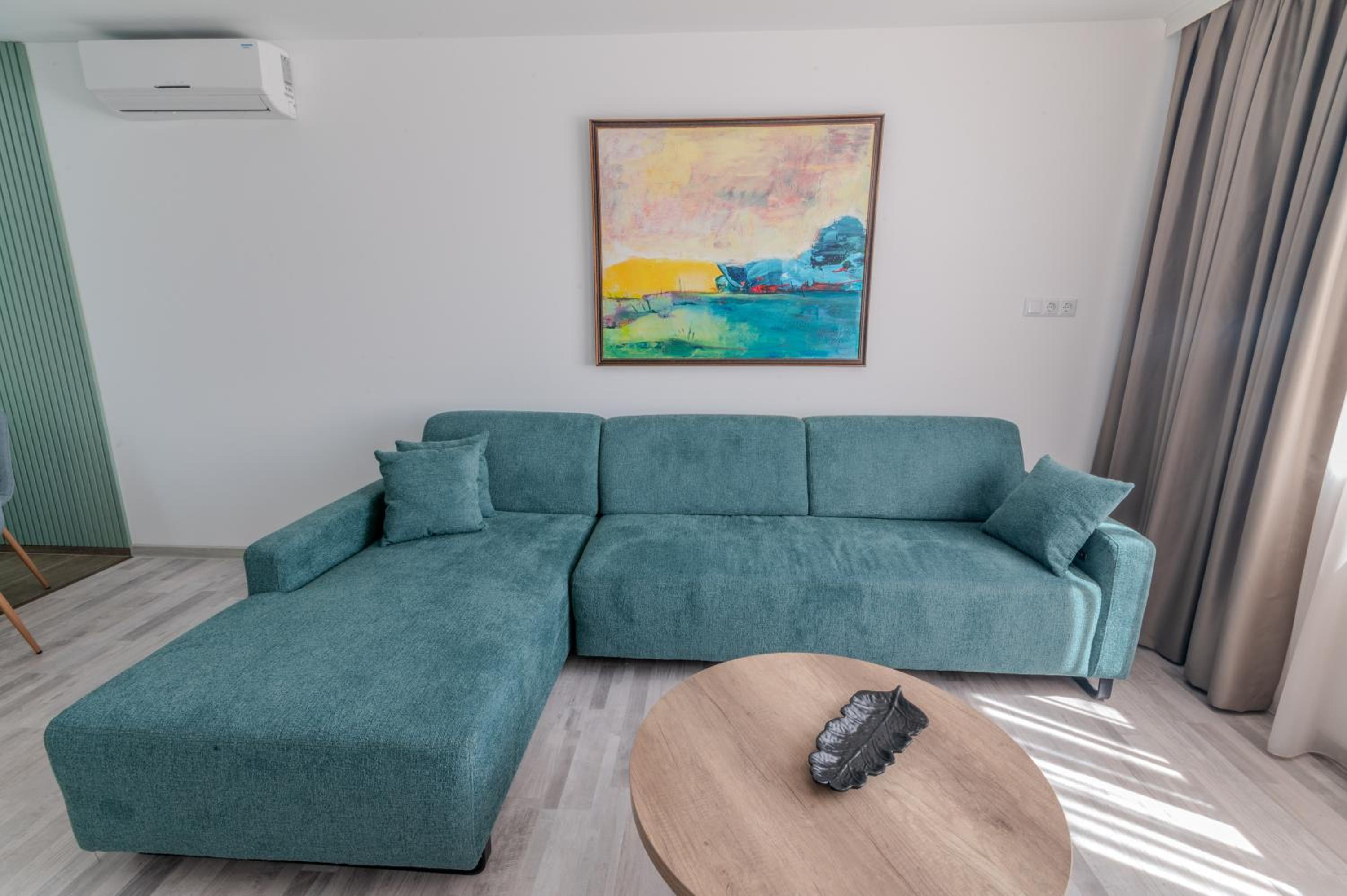 Deluxe Apartment photo 2