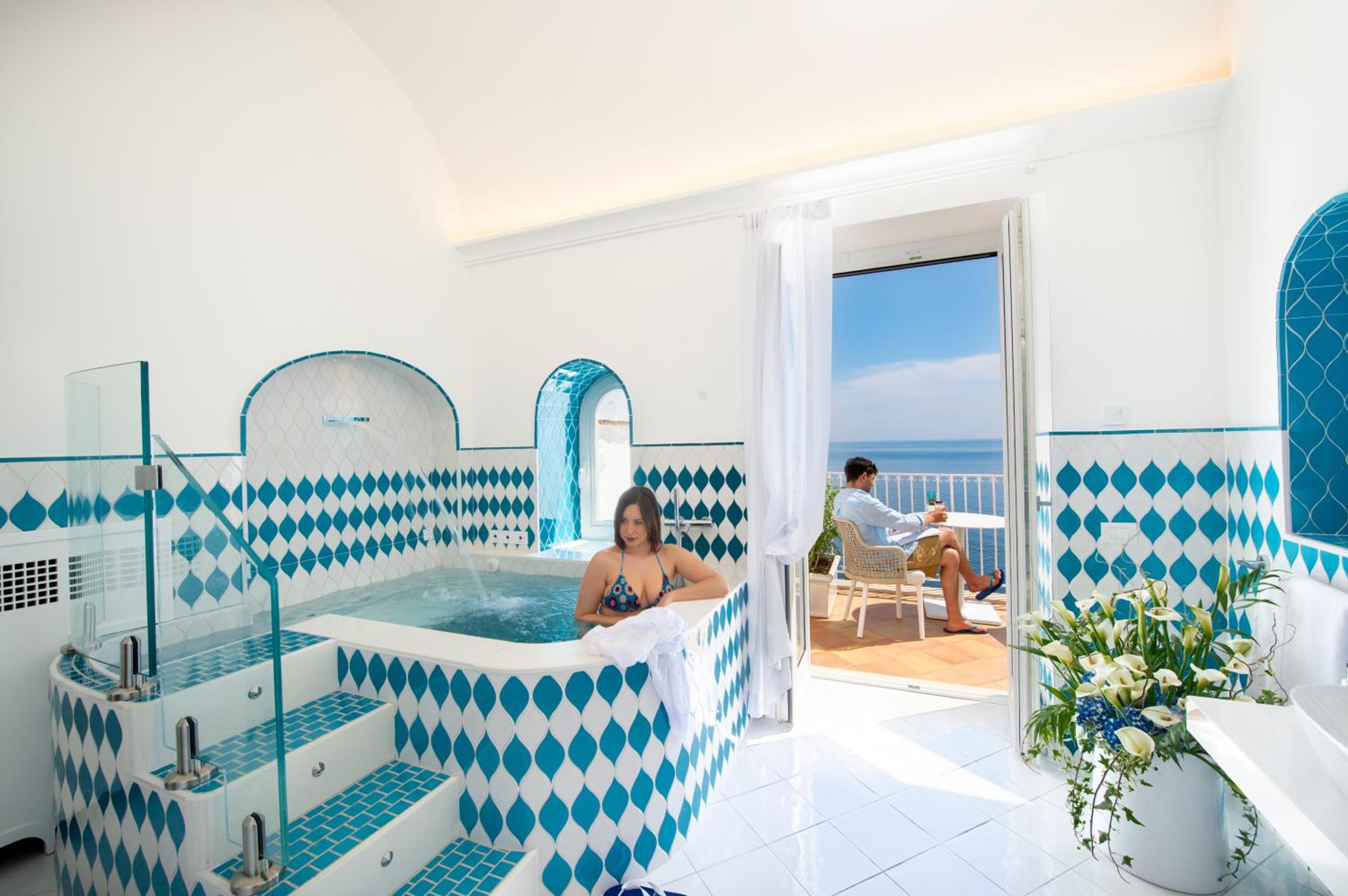 Deluxe Double or Twin Room with Sea View photo 2