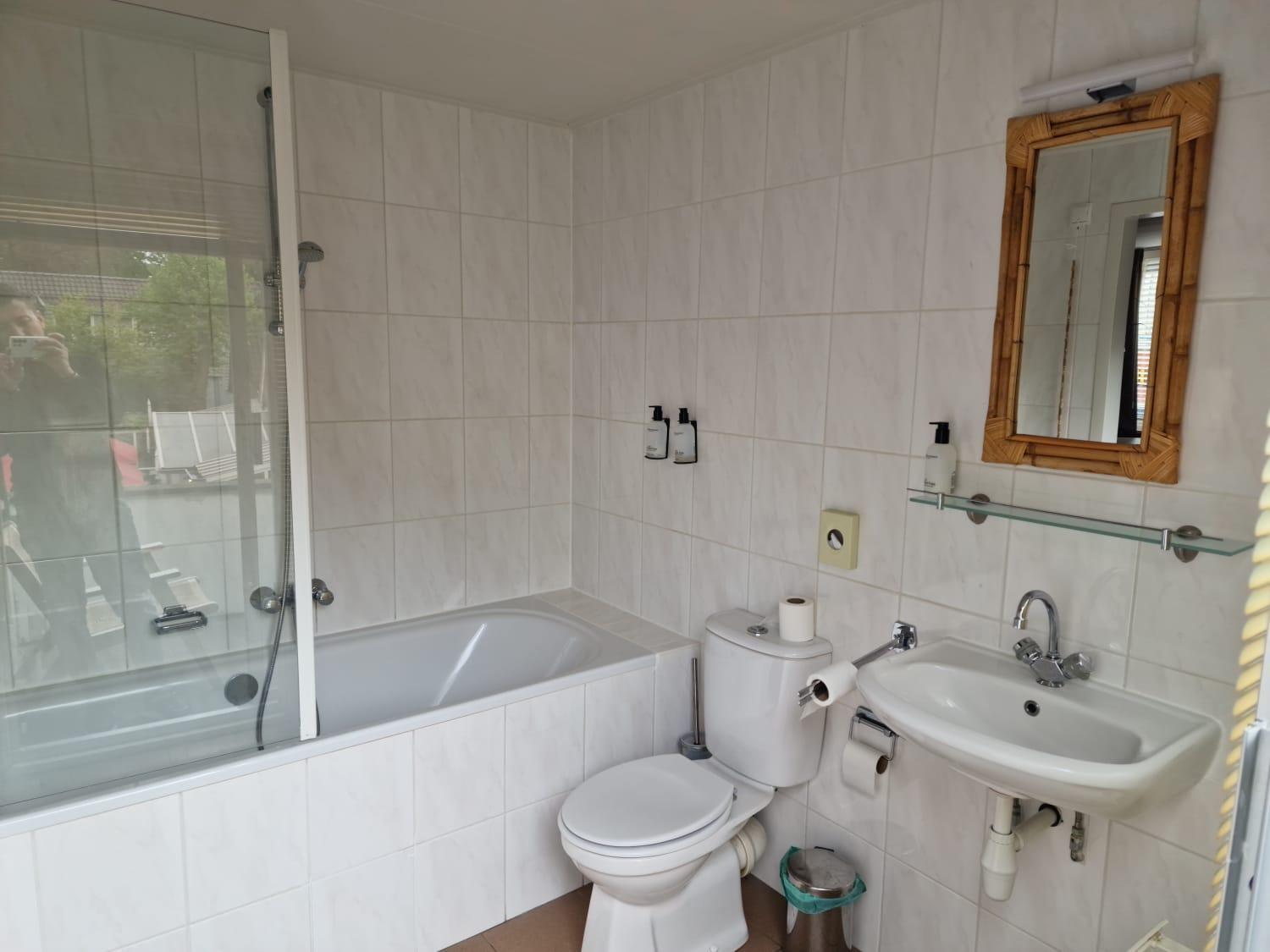 Quadruple Room - Photo 3