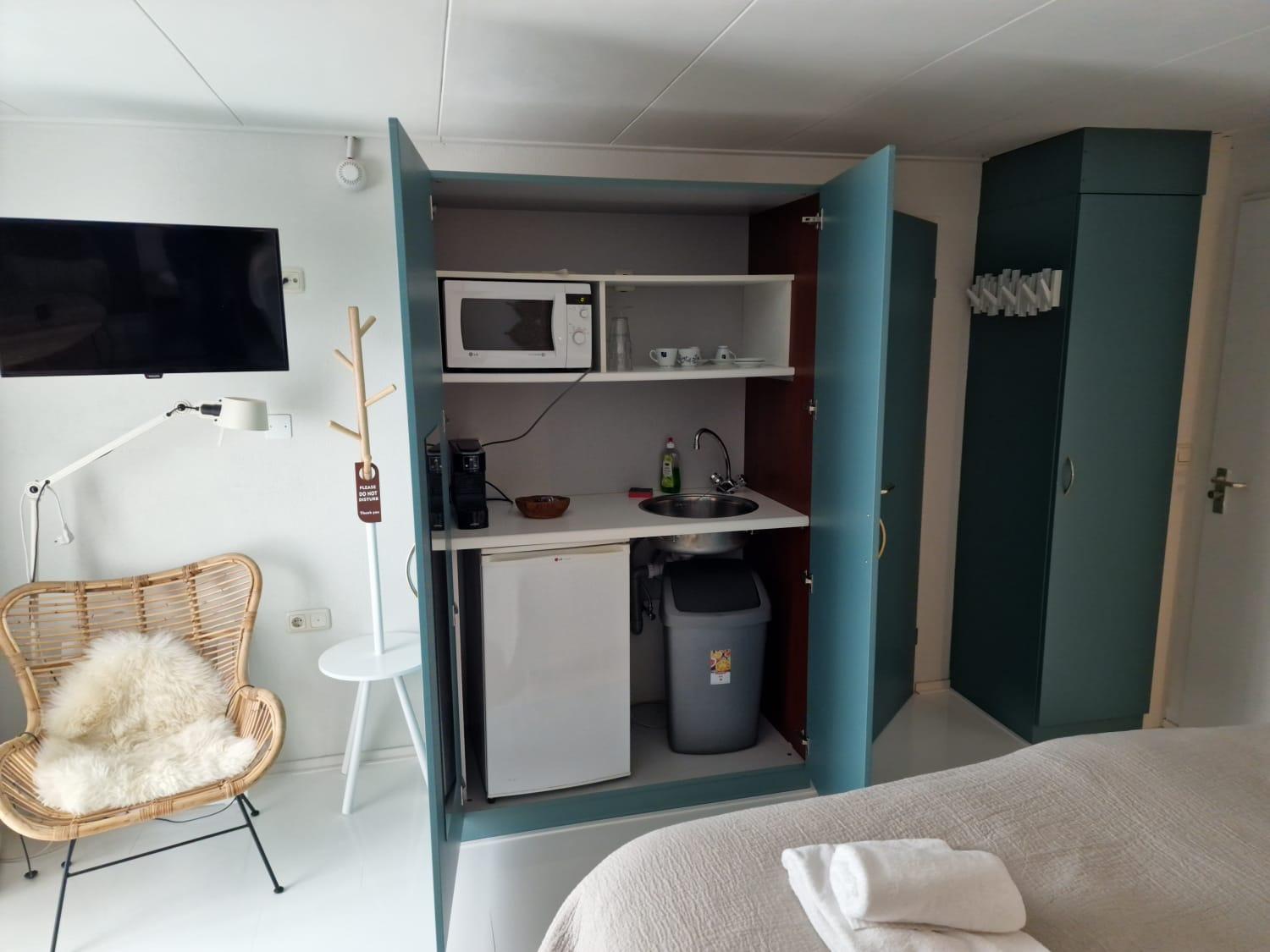 Quadruple Room - Photo 4