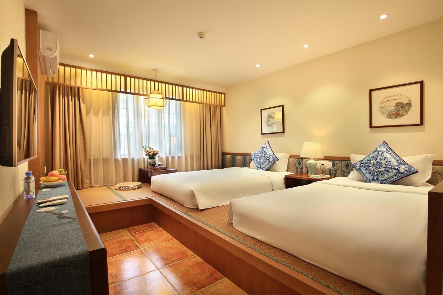 Courtyard Twin Room