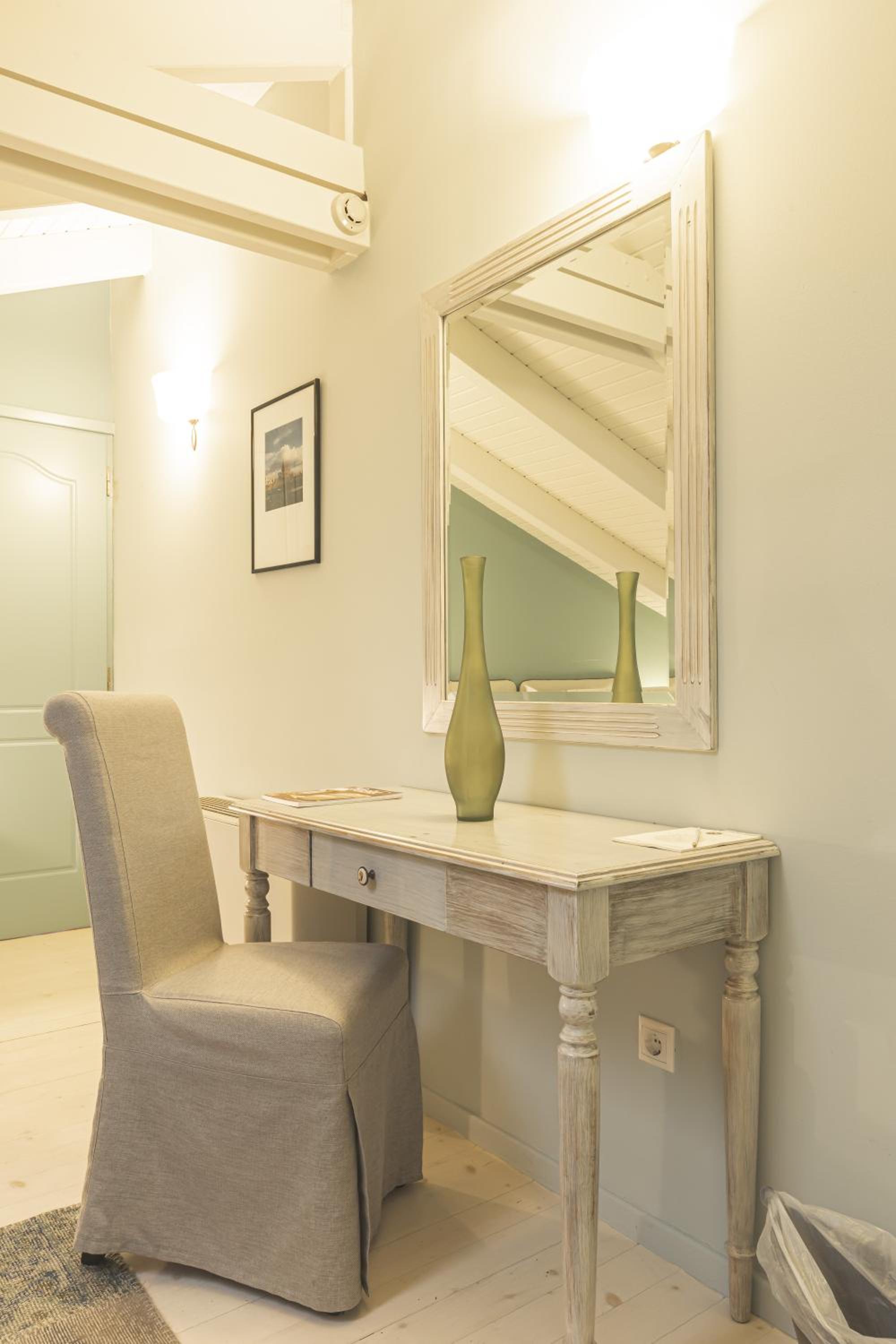Junior Suite - Attic - Photo 9