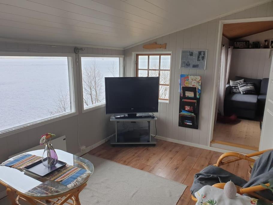 Four-Bedroom Vacation Home photo 2
